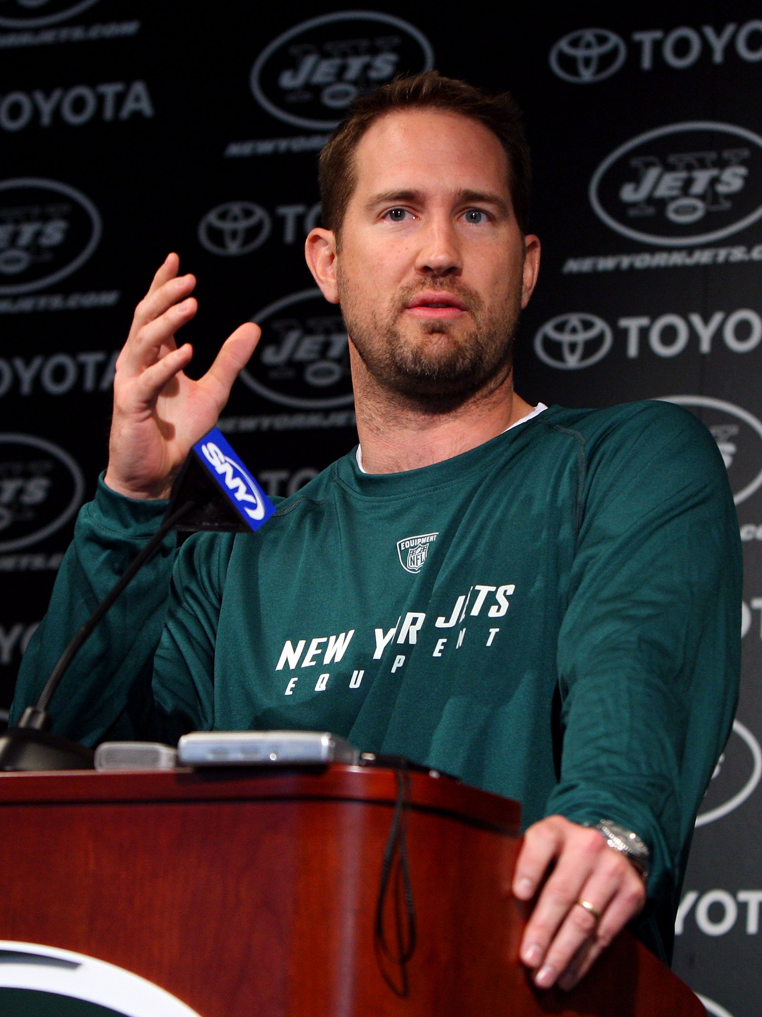 FLORHAM PARK, NJ - MAY 02:  Offensive coordinator Brian Schottenheimer of the New York Jets speaks to the media during minicamp on May 2, 2009 at the Atlantic Health Jets Training Center in Florham Park, New Jersey.  (Photo by Jim McIsaac/Getty Images)