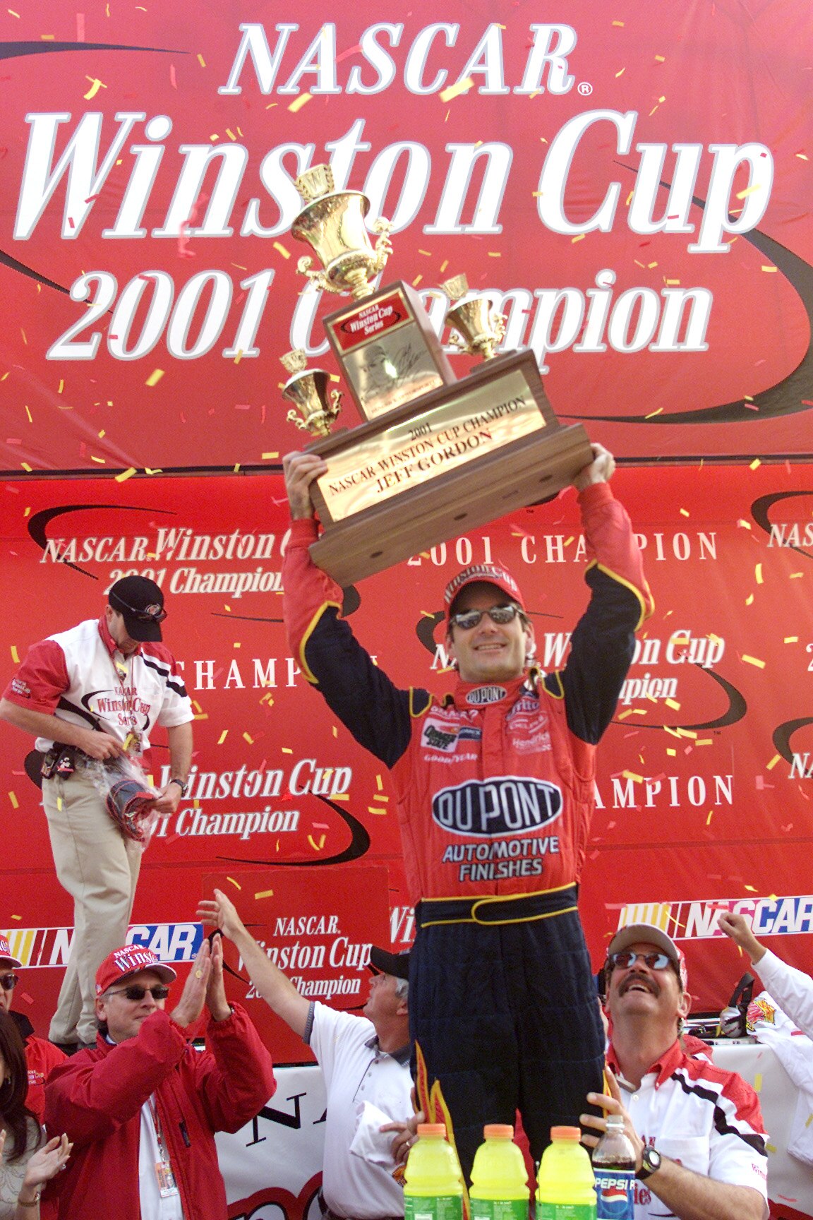 18 Nov 2001:Jeff Gordon celebrates winning the championship at the NASCAR Winston Cup NAPA 500 at the Atlanta Motor Speedway in Hampton, Georgia. Digital Image. Mandatory Credit: Jonathan Ferrey/ALLSPORT