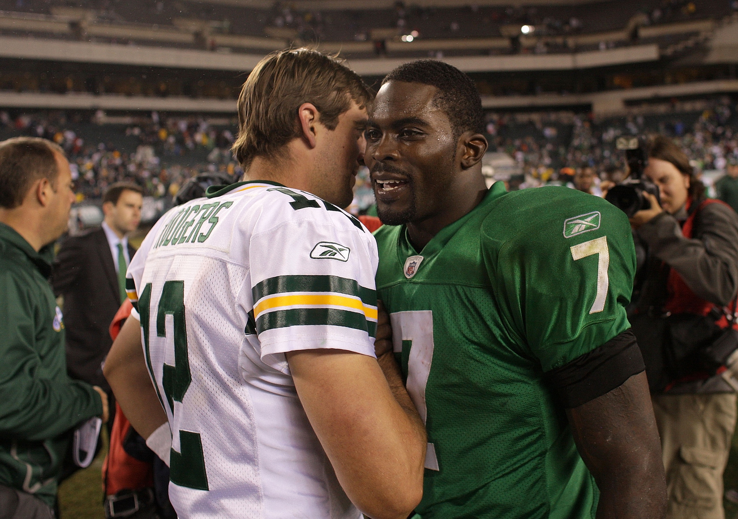PHILADELPHIA - SEPTEMBER 12: Michael Vick #7 of the Philadelphia Eagles walks off the field and greets Aaron Rodgers #12 of the Green Bay Packers after a loss at Lincoln Financial Field on September 12, 2010 in Philadelphia, Pennsylvania. The Packers bea PHILADELPHIA - SEPTEMBER 12: Michael Vick #7 of the Philadelphia Eagles walks off the field and greets Aaron Rodgers #12 of the Green Bay Packers after a loss at Lincoln Financial Field on September 12, 2010 in Philadelphia, Pennsylvania. The Packers bea