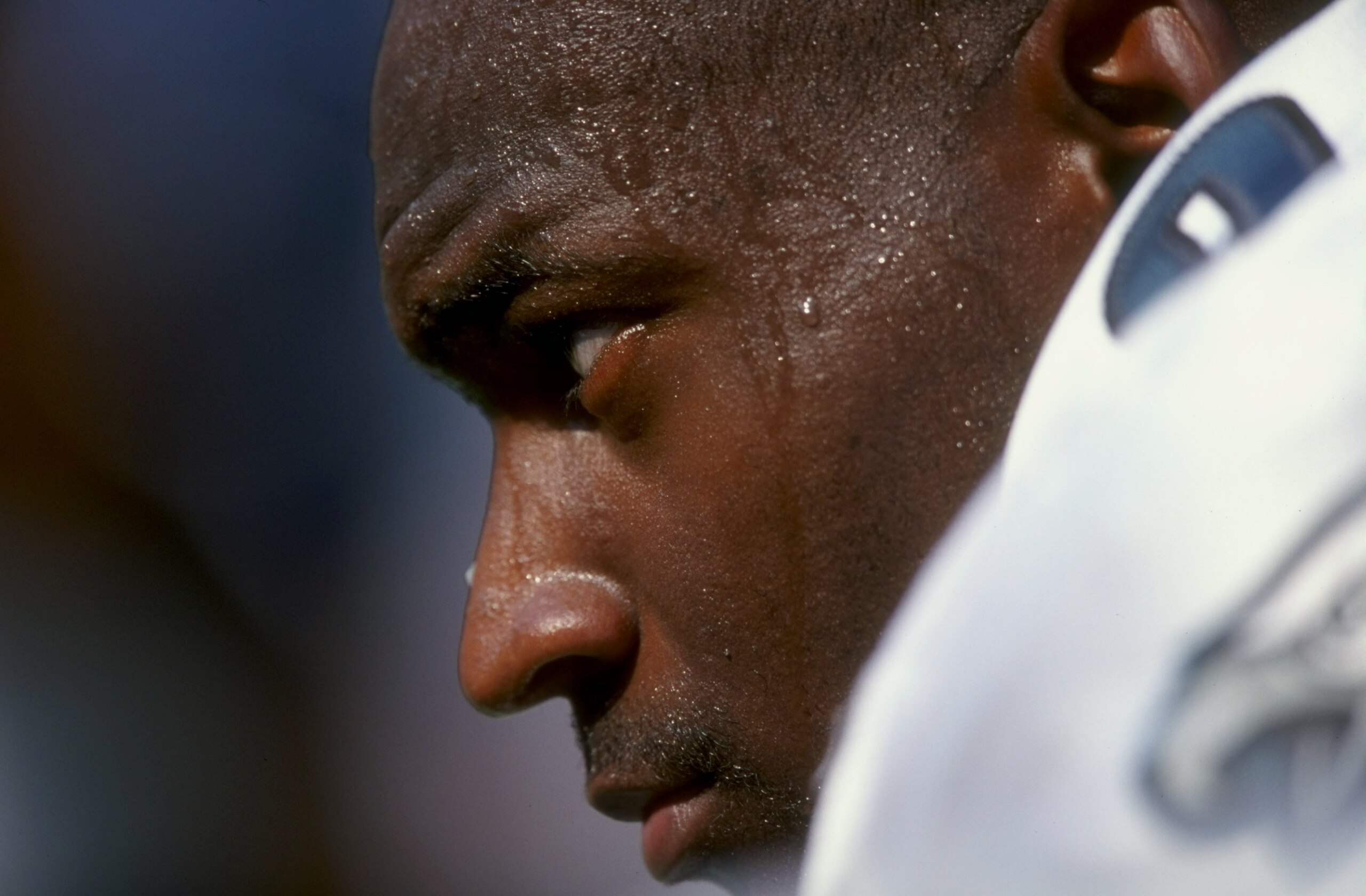 27 Sep 1998: Defensive end Jon Harris #90 of the Philadelphia Eagles looks on during the game against the Kansas City Chiefs at Vetereans Stadium in Philadelphia, Pennsylvania. The Chiefs defeated the Eagles 24-21. Mandatory Credit: Ezra O. Shaw /Allspo 27 Sep 1998: Defensive end Jon Harris #90 of the Philadelphia Eagles looks on during the game against the Kansas City Chiefs at Vetereans Stadium in Philadelphia, Pennsylvania. The Chiefs defeated the Eagles 24-21. Mandatory Credit: Ezra O. Shaw /Allspo