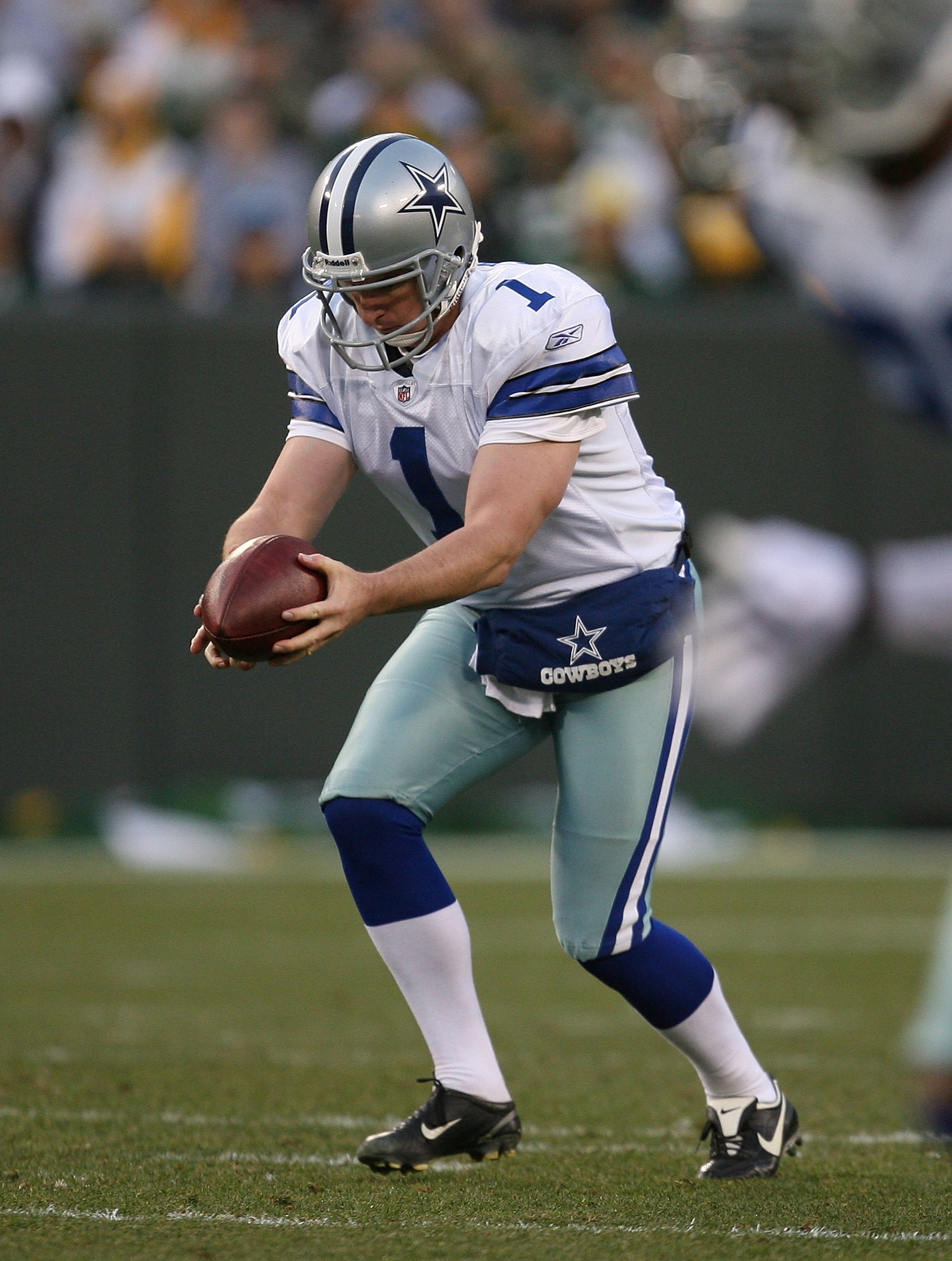 GREEN BAY, WI - NOVEMBER 15: Mat McBriar #1 of the Dallas Cowboys prepares to punt against the Green Bay Packers at Lambeau Field on November 15, 2009 in Green Bay, Wisconsin. The Packers defeated the Cowboys 17-7. (Photo by Jonathan Daniel/Getty Images)