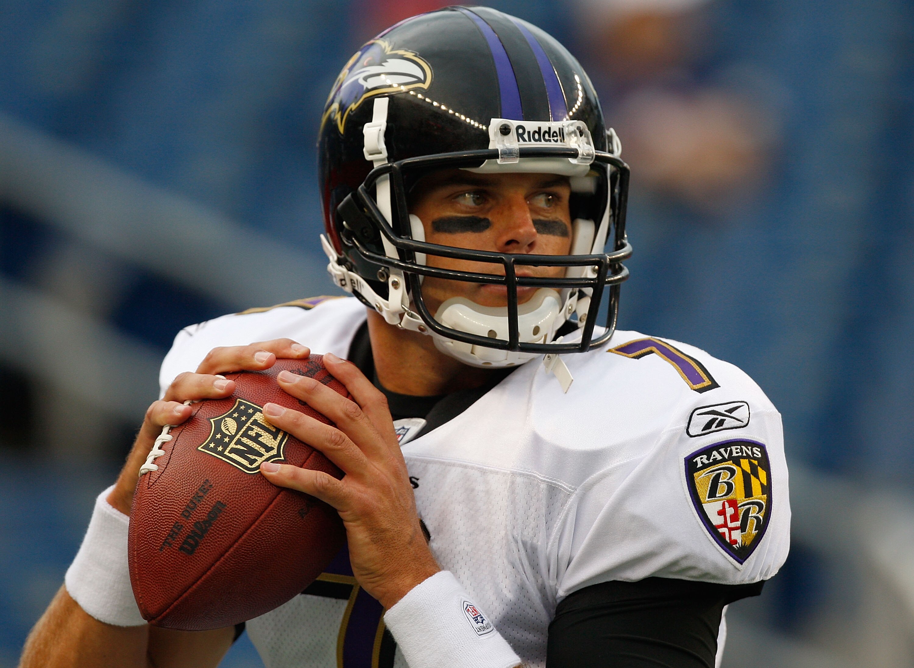 FOXBORO, MA - AUGUST 7:  Kyle Boller #7 of the Baltimore Ravens completes a passing drill before a preseason game against the New England Patriots at Gillette Stadium on August 7, 2008 in Foxboro, Massachusetts.  (Photo by Jim Rogash/Getty Images)