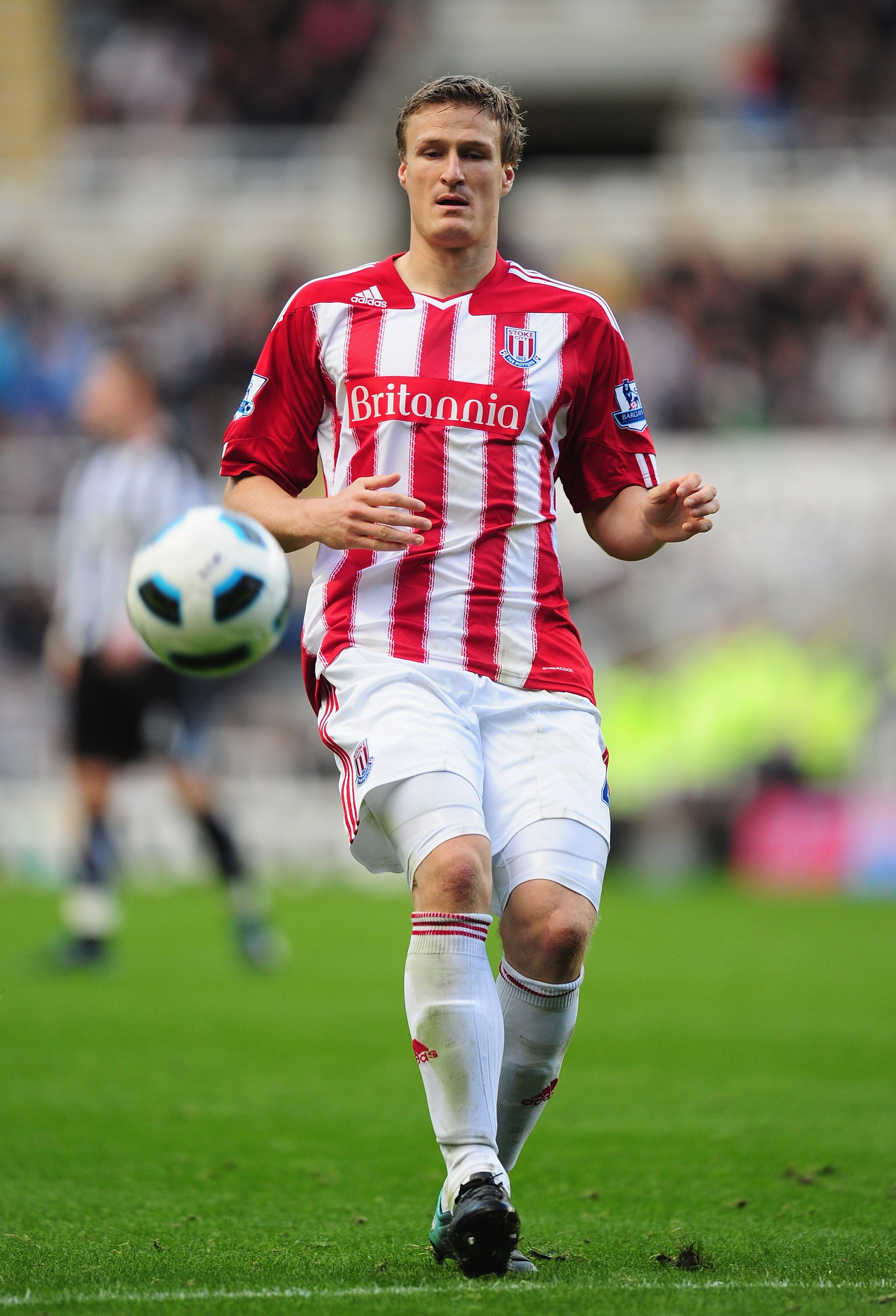 NEWCASTLE UPON TYNE, ENGLAND - SEPTEMBER 26:  Robert Huth of Stoke City in action during the Barclays Premier League match between Newcastle United and Stoke City at St James' Park on September 26, 2010 in Newcastle upon Tyne, England.  (Photo by Mike Hew