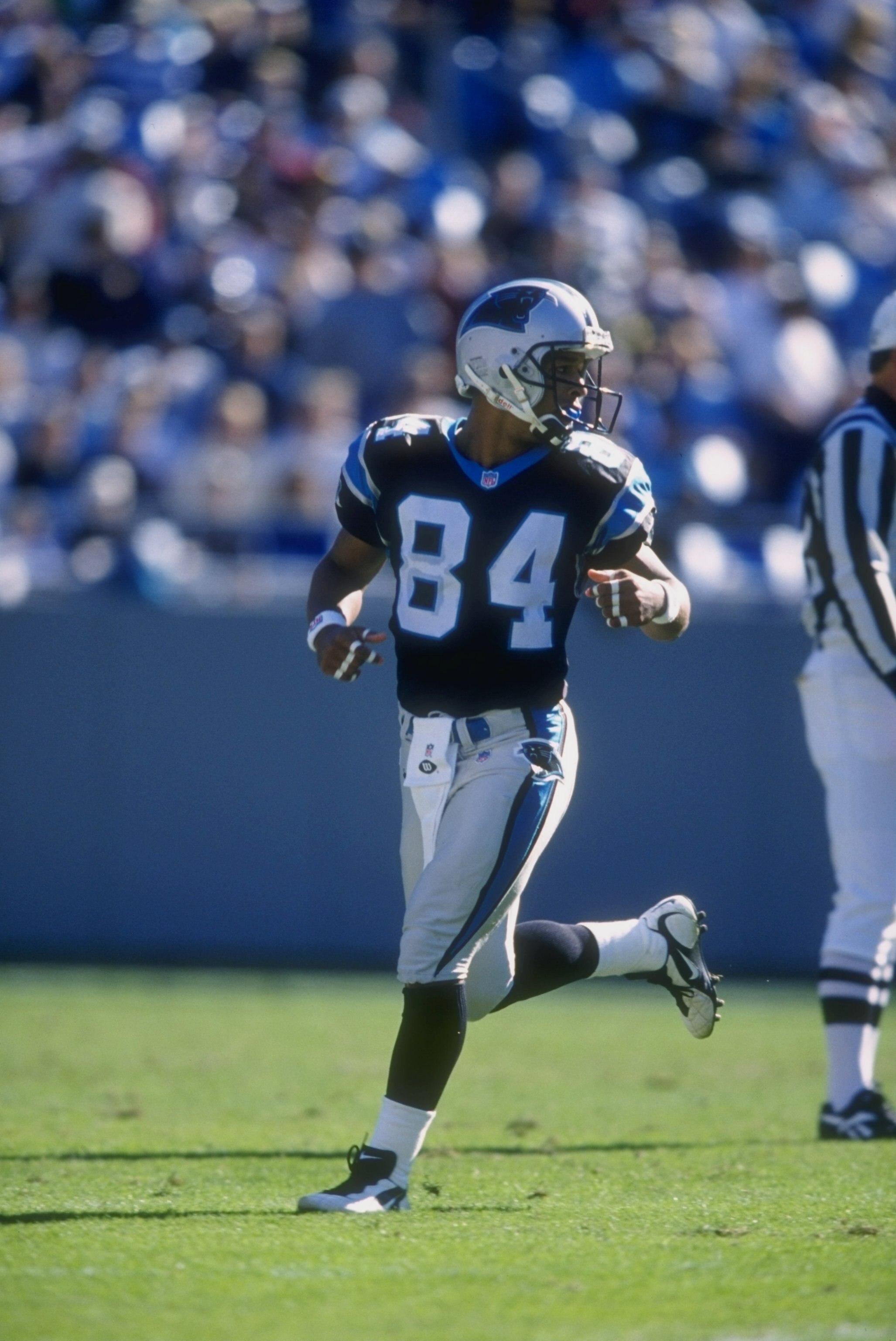2 Nov 1997:  Rae Carruth #84 of the Carolina Panthers in action during a game against the Oakland Raiders at Ericsson Stadium in Charlotte, North Carolina.  The Panthers defeated the Raiders 38-14. Mandatory Credit: Andy Lyons  /Allsport
