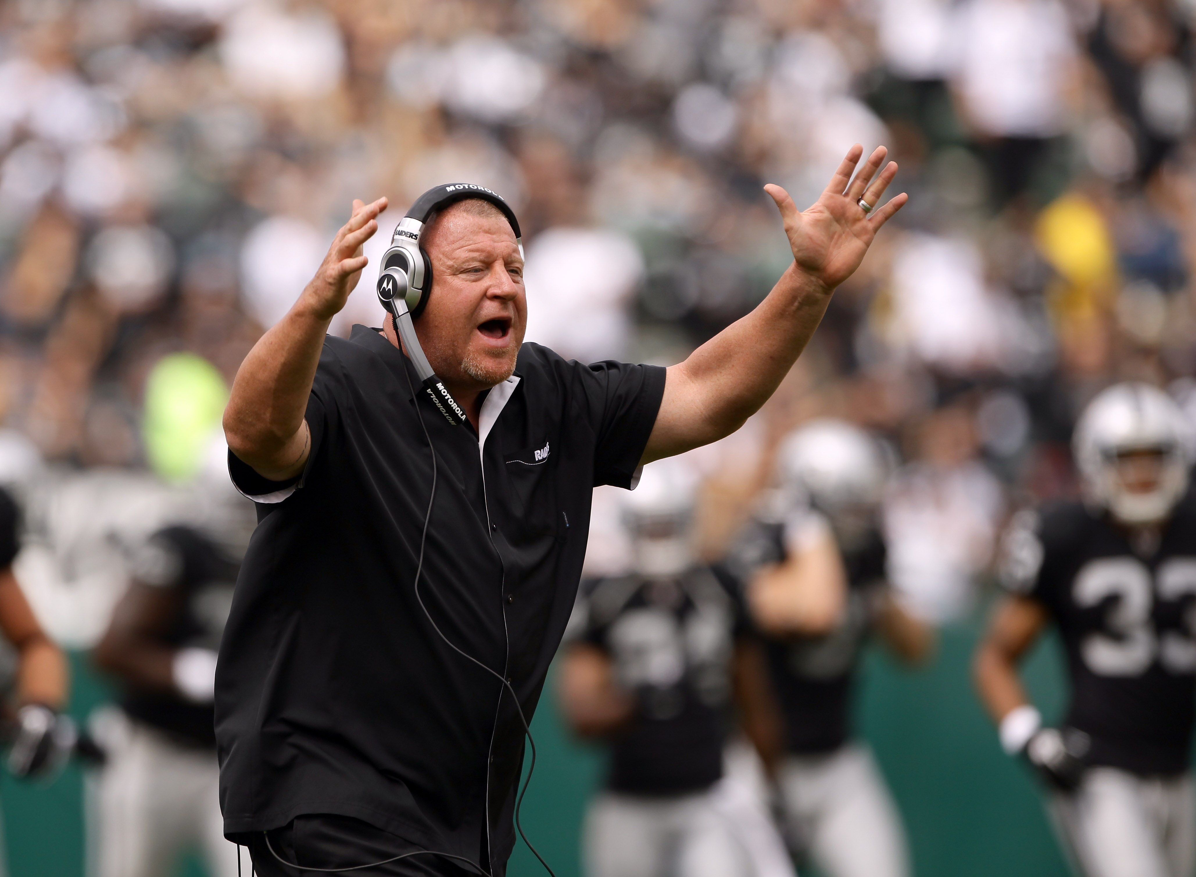 OAKLAND, CA - SEPTEMBER 19:  Head coach Tom Cable of the Oakland Raiders complains to the officials during their game against the St. Louis Rams at the Oakland-Alameda County Coliseum on September 19, 2010 in Oakland, California.  (Photo by Ezra Shaw/Gett