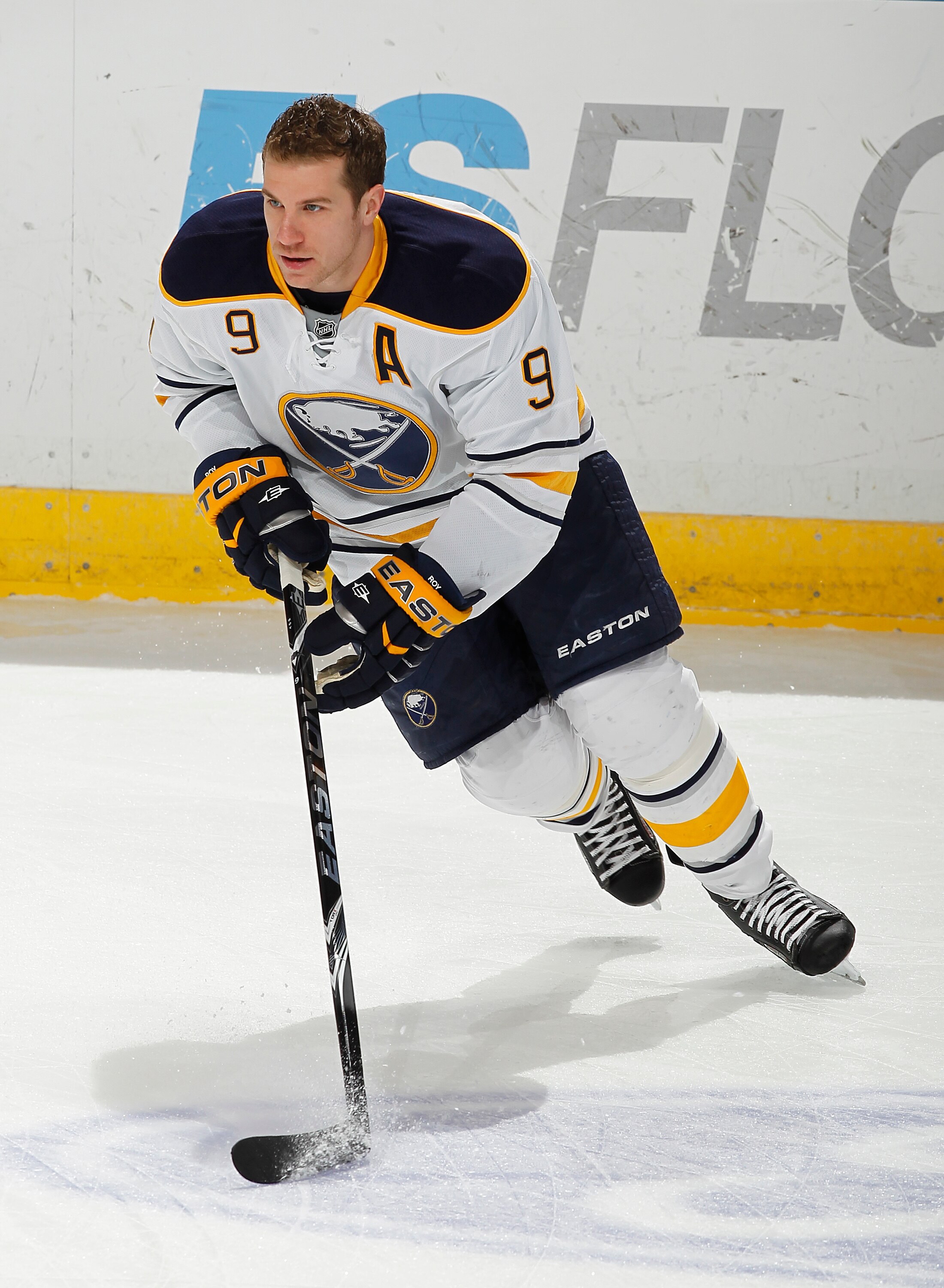 SUNRISE, FL - DECEMBER 17: Derek Roy #9 of the Buffalo Sabres skates prior to the game against the Florida Panthers on December 17, 2010 at the BankAtlantic Center in Sunrise, Florida. The Panthers defeated the Sabres 6-2. (Photo by Joel Auerbach/Getty Im
