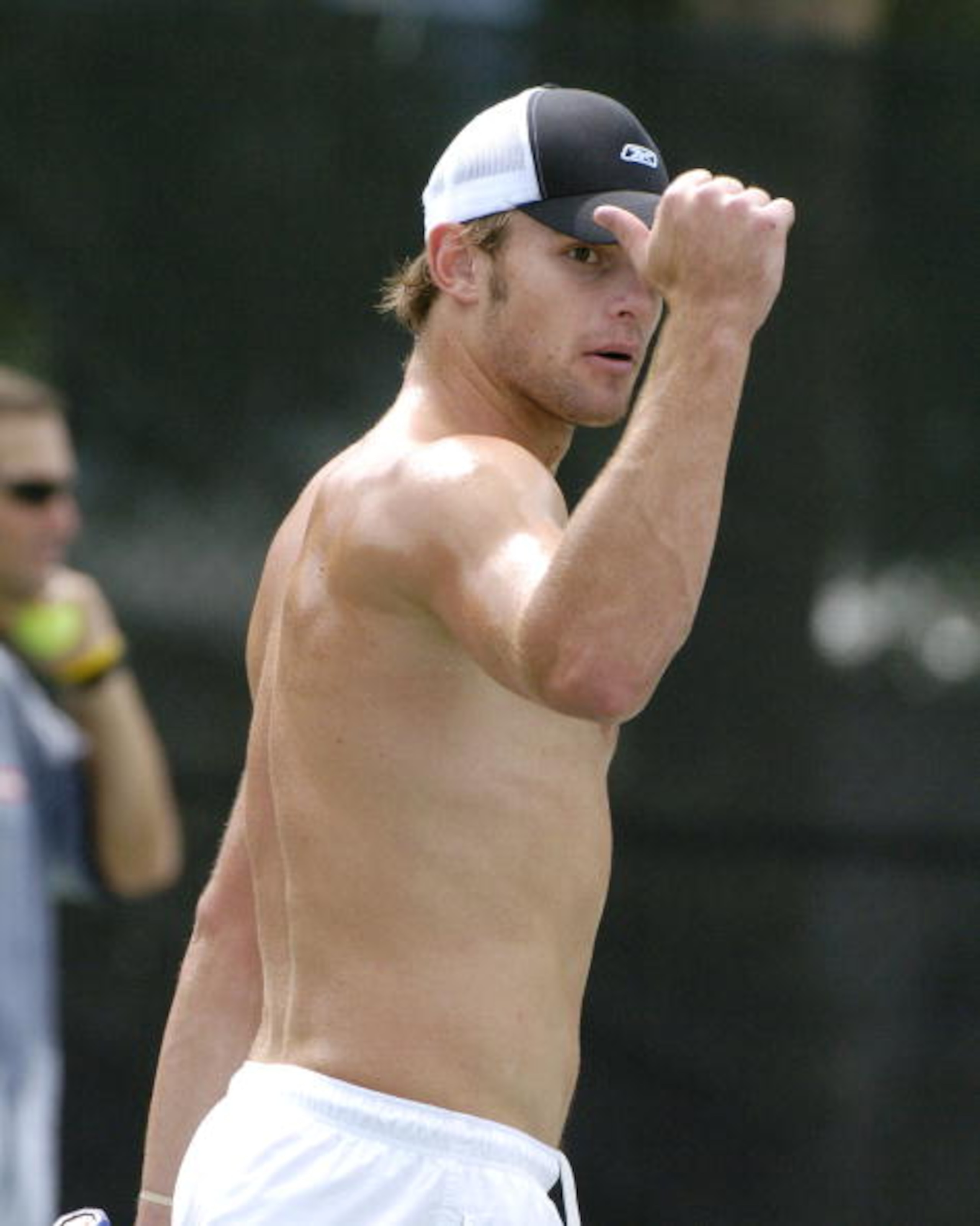 Andy Roddick practices shirtless at Family Circle Tennis Center in the 2004 David Cup semifinal September 25, 2004 at Daniel Island, South Carolina. (Photo by A. Messerschmidt/Getty Images) Andy Roddick practices shirtless at Family Circle Tennis Center in the 2004 David Cup semifinal September 25, 2004 at Daniel Island, South Carolina. (Photo by A. Messerschmidt/Getty Images)