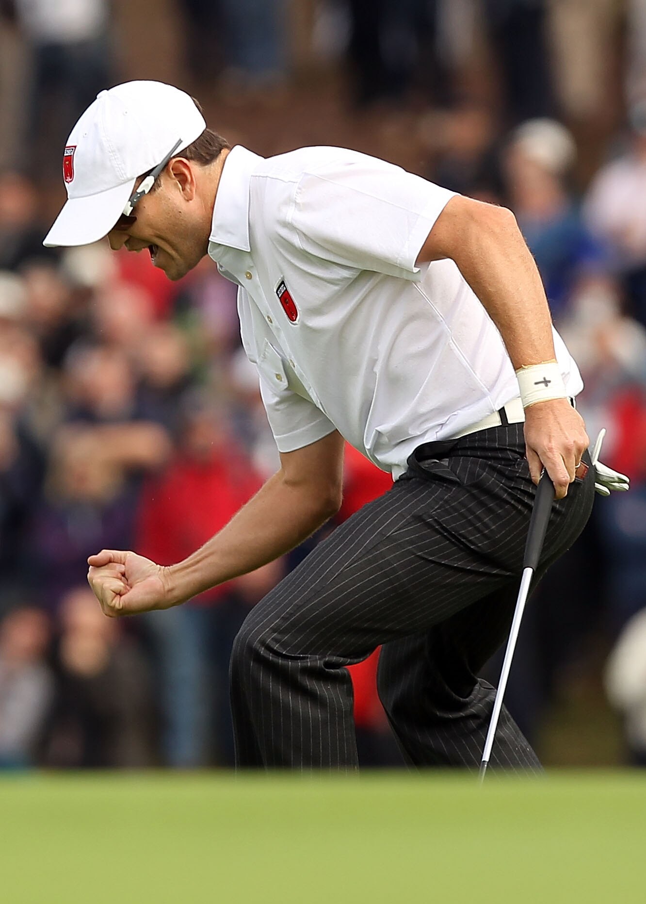 NEWPORT, WALES - OCTOBER 02:  Zach Johnson of the USA celebrates winning his match on the 18th green during the rescheduled Afternoon Foursome Matches during the 2010 Ryder Cup at the Celtic Manor Resort on October 2, 2010 in Newport, Wales.  (Photo by Ro