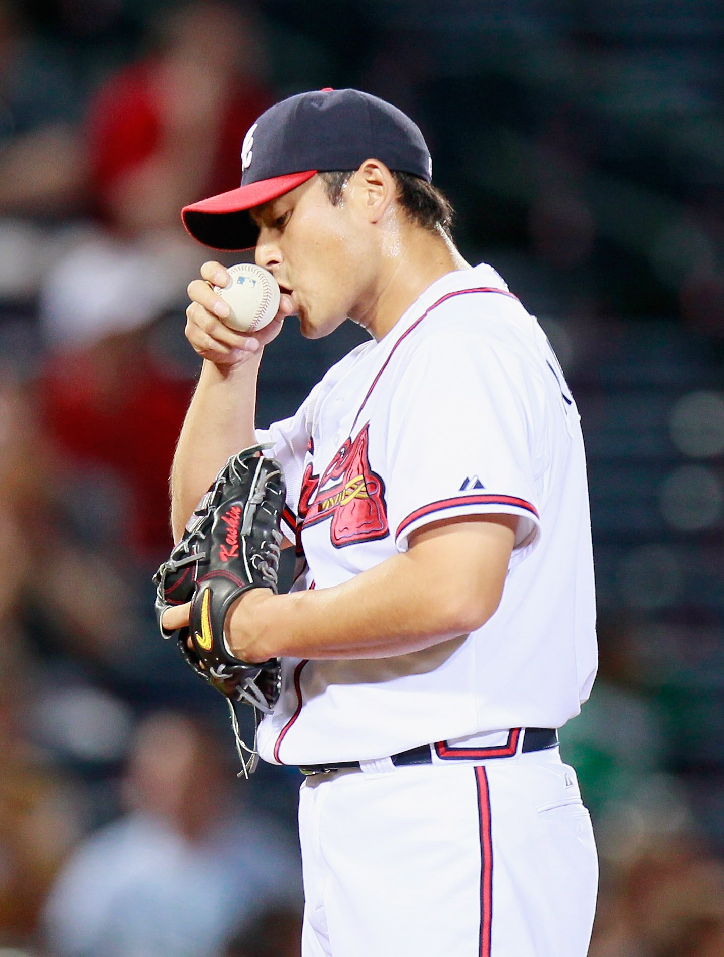 ATLANTA - SEPTEMBER 09:  Pitcher Kenshin Kawakami #11 of the Atlanta Braves against the St. Louis Cardinals at Turner Field on September 9, 2010 in Atlanta, Georgia.  (Photo by Kevin C. Cox/Getty Images)