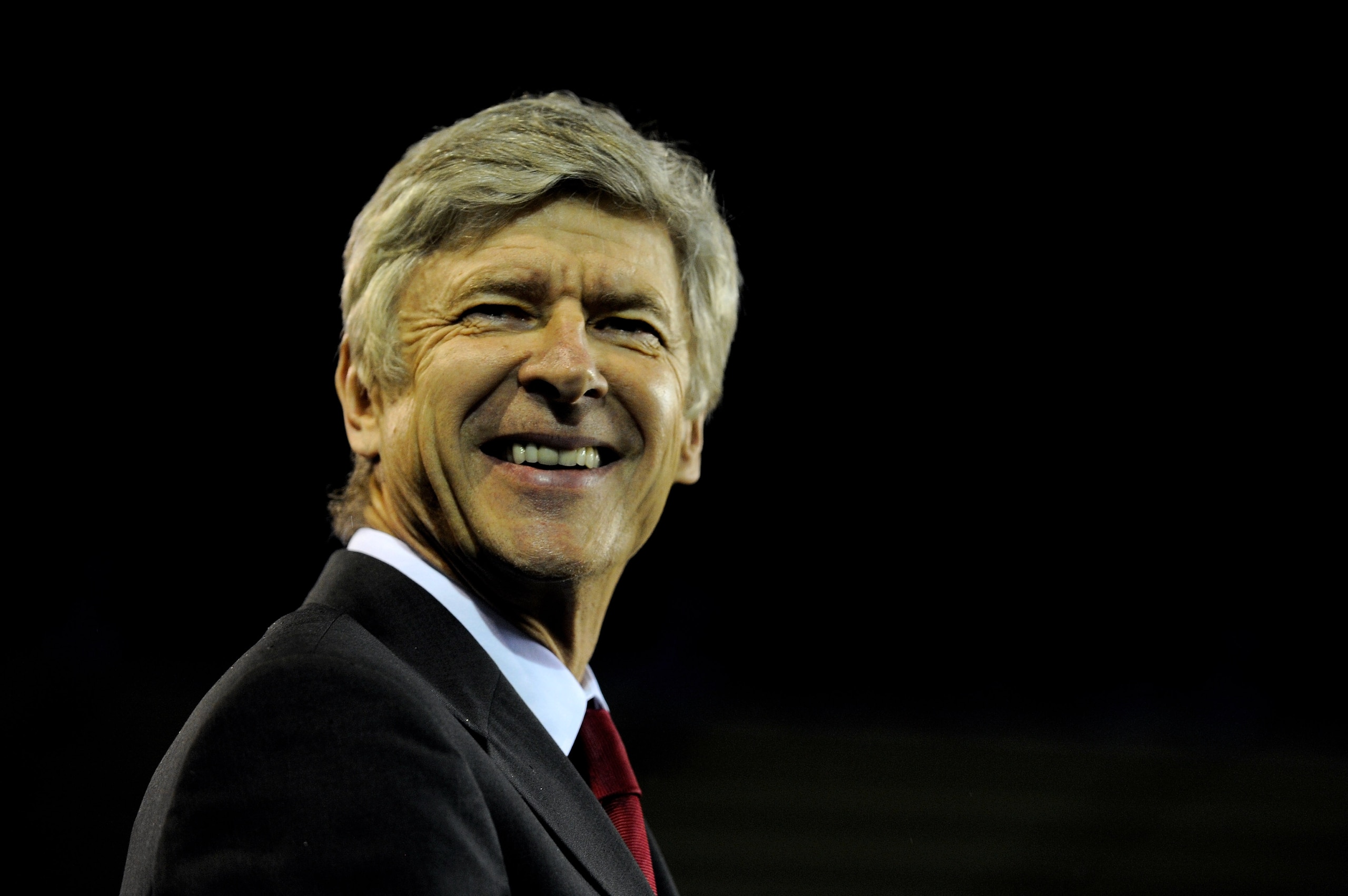 BIRMINGHAM, ENGLAND - JANUARY 01:  Arsene Wenger the Arsenal manager looks on prior to kickoff during the Barclays Premier Leaue match between Birmingham City and Arsenal at St. Andrews on January 1, 2011 in Birmingham, England.  (Photo by Michael Regan/G