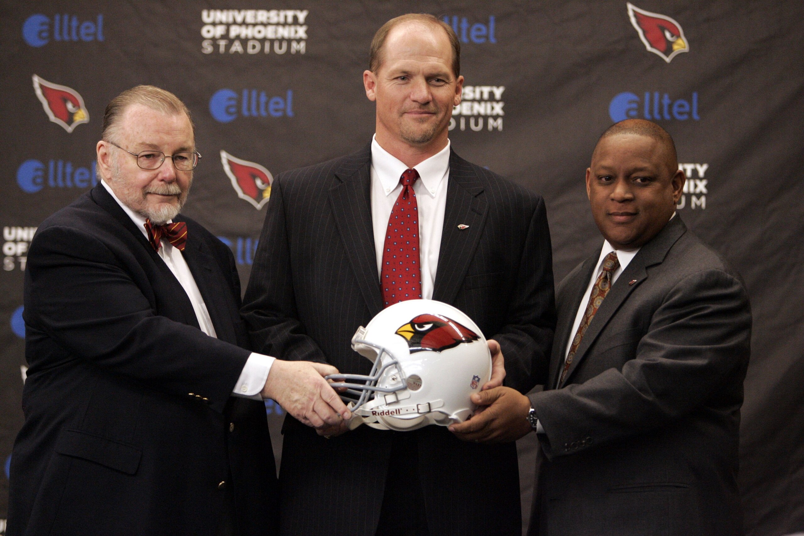 TEMPE, AZ - JANUARY 16:  William V. Bidwill, president of the Arizona Cardinals; new head coach Ken Whisenhunt and Rod Graves, vice president of football operations pose after Whisenhunt was introduced as the head coach of the Arizona Cardinals January 16