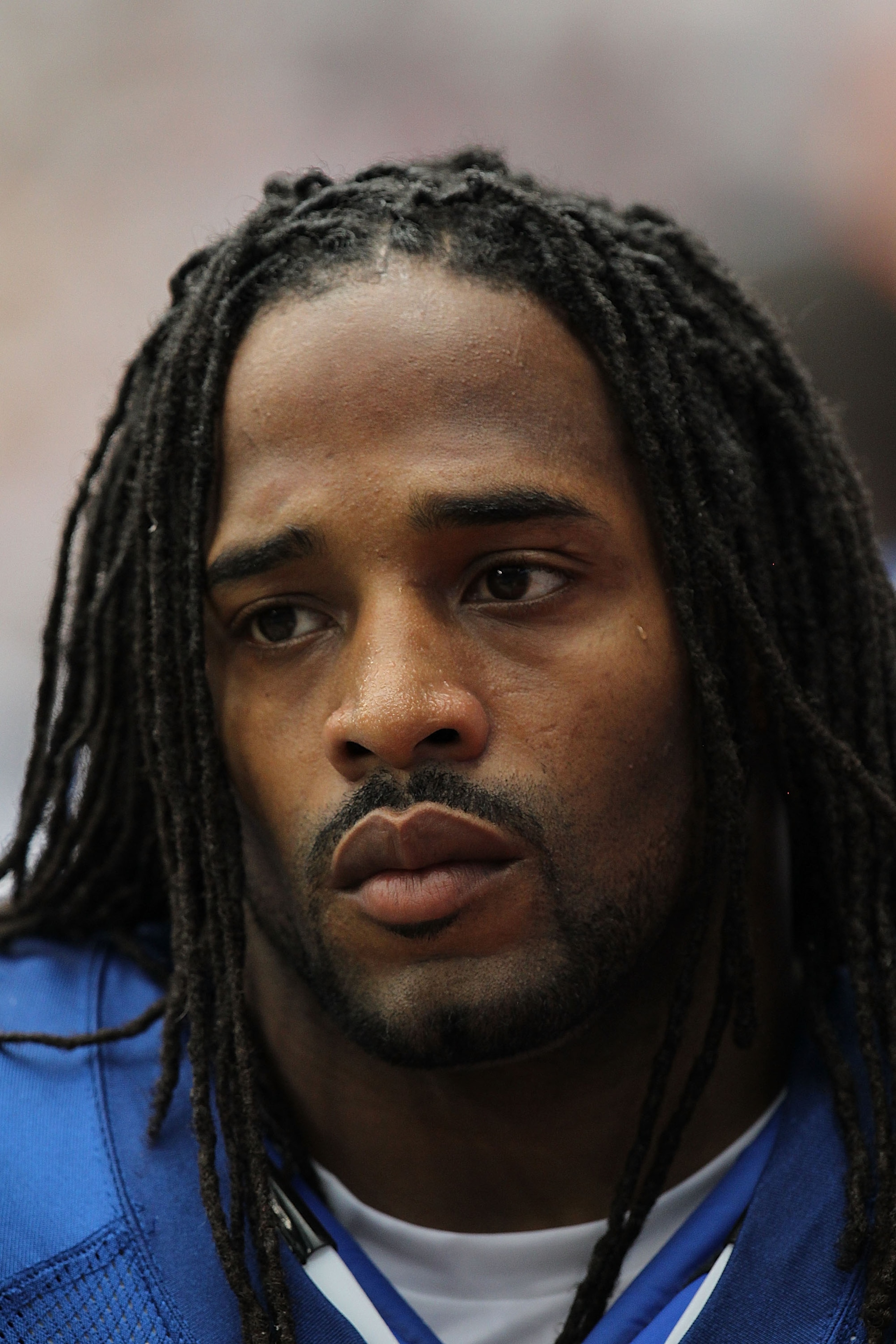 HOUSTON - SEPTEMBER 12: Bob Sanders #21 of the Indianapolis Colts at Reliant Stadium on September 12, 2010 in Houston, Texas. (Photo by Ronald Martinez/Getty Images) HOUSTON - SEPTEMBER 12: Bob Sanders #21 of the Indianapolis Colts at Reliant Stadium on September 12, 2010 in Houston, Texas. (Photo by Ronald Martinez/Getty Images)