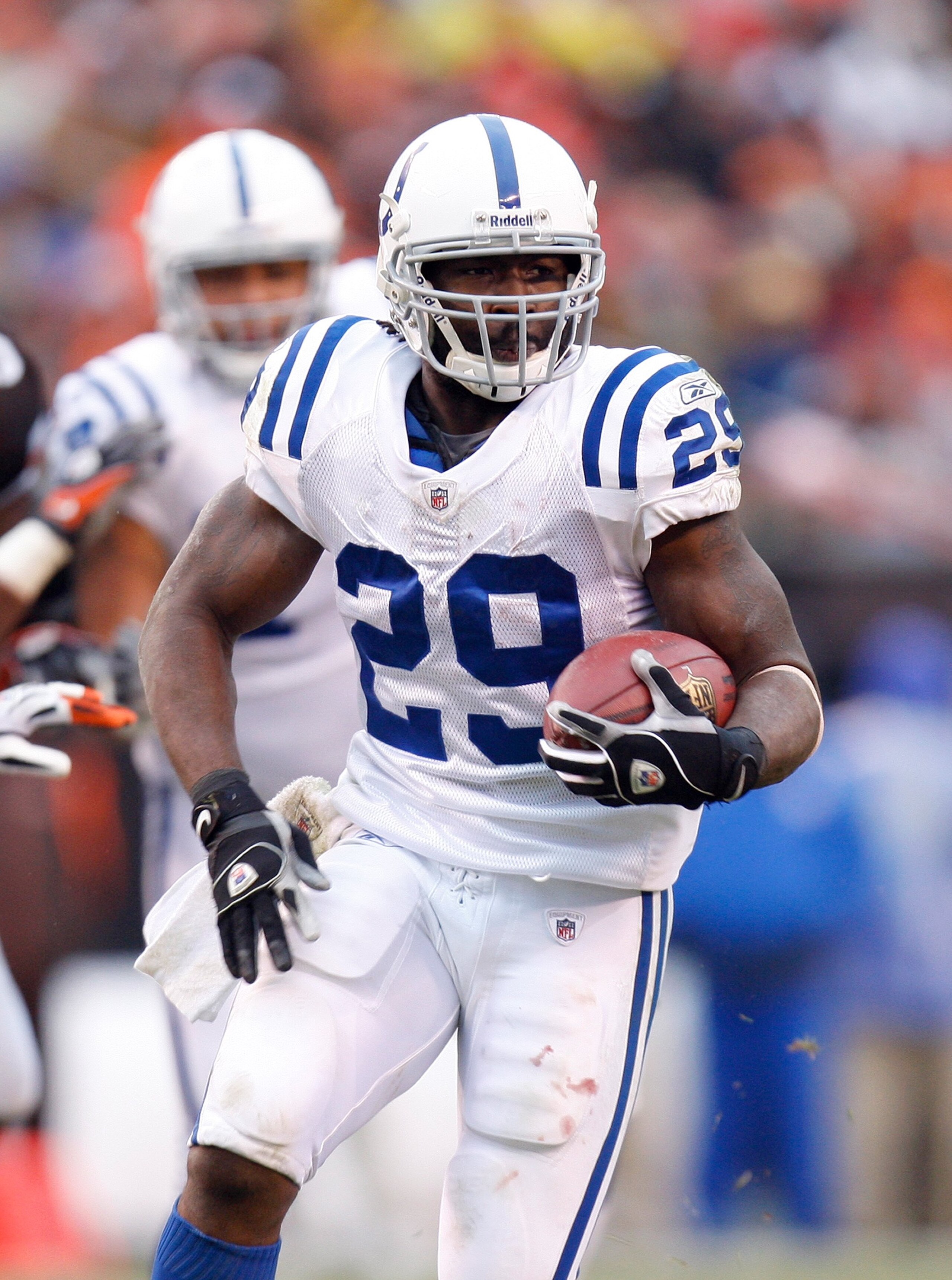 CLEVELAND - NOVEMBER 30: Joseph Addai #29 of the Indianapolis Colts runs with the ball during their NFL game against the Cleveland Browns on November 30, 2008 at Cleveland Browns Stadium in Cleveland, Ohio. The Colts defeated the Browns 10-6. (Photo by CLEVELAND - NOVEMBER 30: Joseph Addai #29 of the Indianapolis Colts runs with the ball during their NFL game against the Cleveland Browns on November 30, 2008 at Cleveland Browns Stadium in Cleveland, Ohio. The Colts defeated the Browns 10-6. (Photo by
