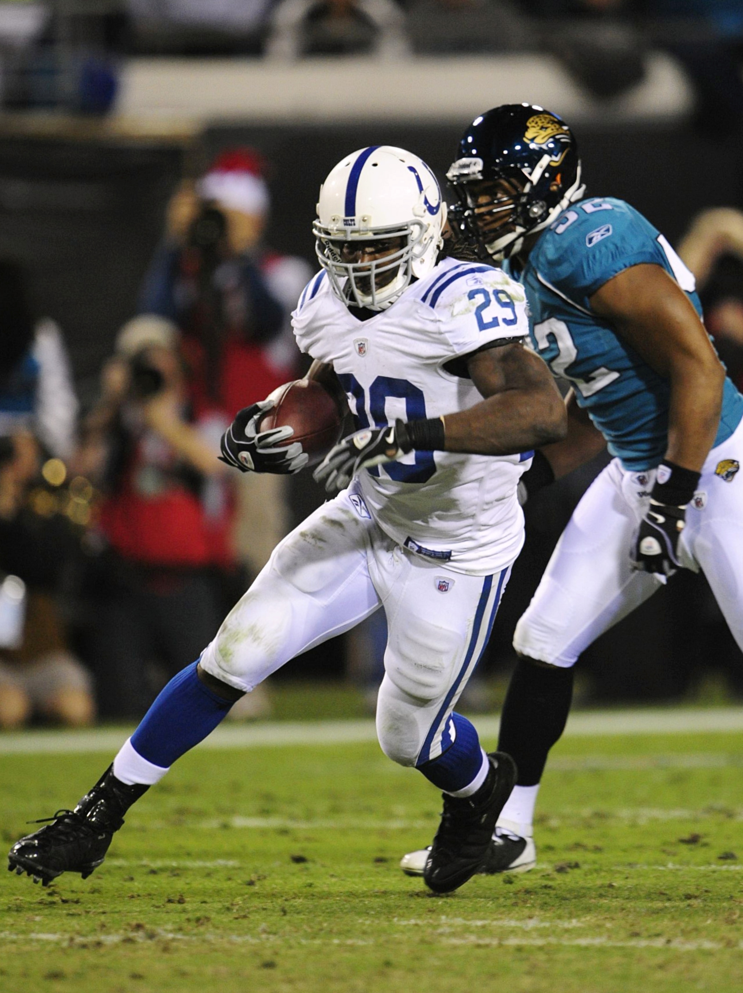 JACKSONVILLE, FL - DECEMBER 17: Joseph Addai #29 of the Indianapolis Colts runs the ball against the Jacksonville Jaguars at Jacksonville Municipal Stadium on December 17, 2009 in Jacksonville, Florida. (Photo by Sam Greenwood/Getty Images) JACKSONVILLE, FL - DECEMBER 17: Joseph Addai #29 of the Indianapolis Colts runs the ball against the Jacksonville Jaguars at Jacksonville Municipal Stadium on December 17, 2009 in Jacksonville, Florida. (Photo by Sam Greenwood/Getty Images)