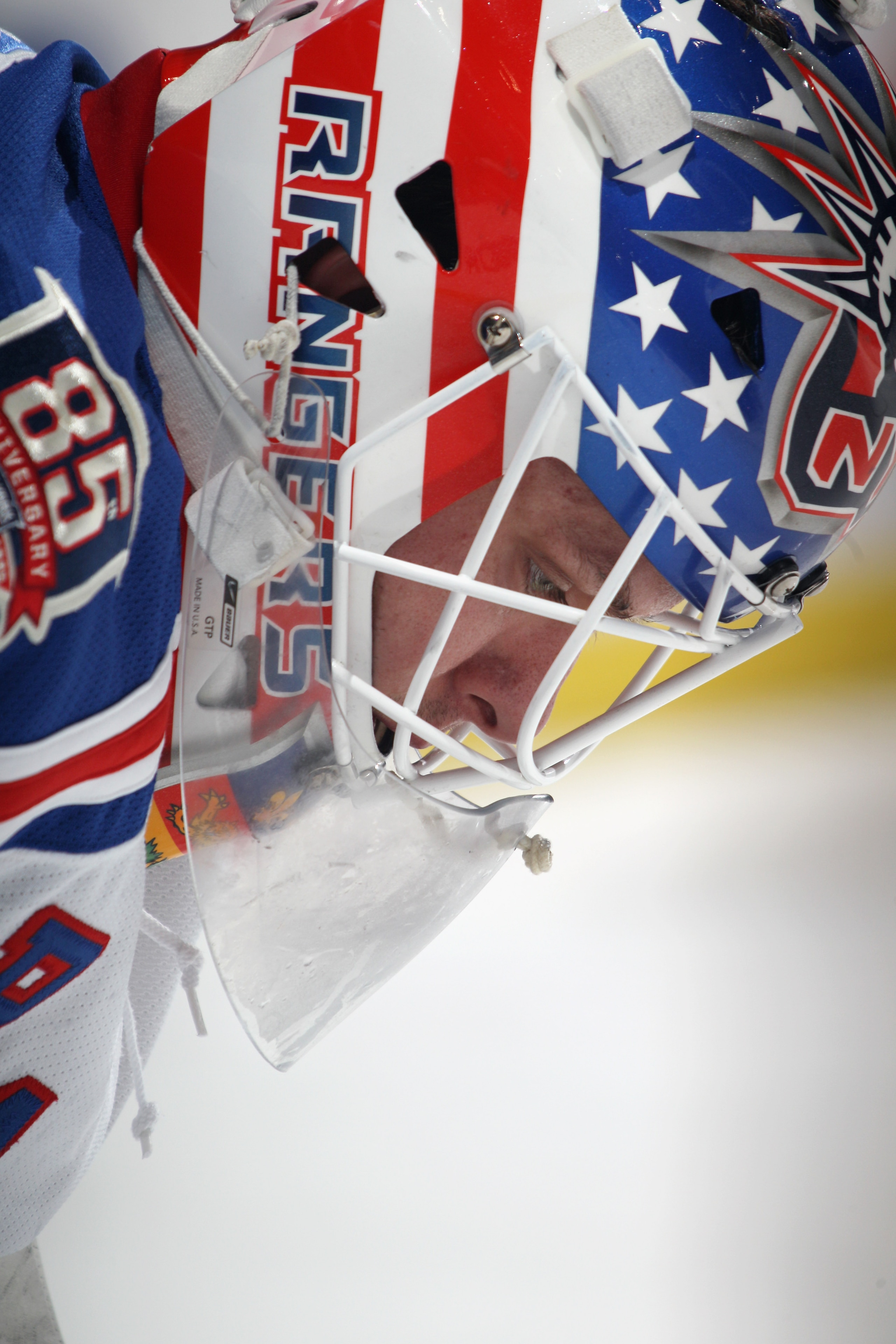 UNIONDALE, NY - DECEMBER 02: Martin Biron #43 of the New York Rangers tends net against the New York Islanders at the Nassau Coliseum on December 2, 2010 in Uniondale, New York.  (Photo by Bruce Bennett/Getty Images)