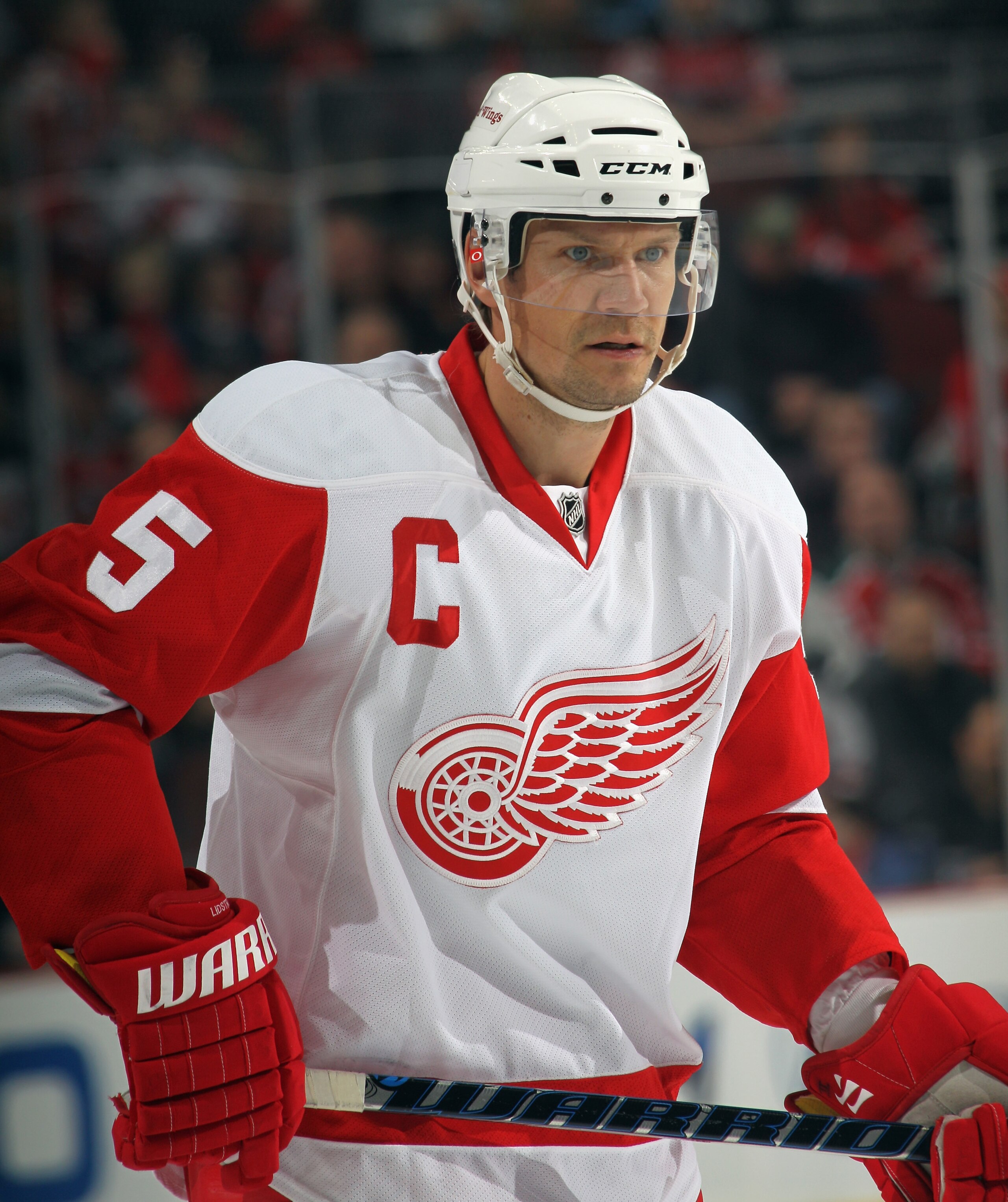 NEWARK, NJ - DECEMBER 11:  Nicklas Lidstrom #5 of the Detroit Red Wings skates against the New Jersey Devils at the Prudential Center on December 11, 2010 in Newark, New Jersey. The Red Wings defeated the the Devils 4-1.  (Photo by Bruce Bennett/Getty Ima