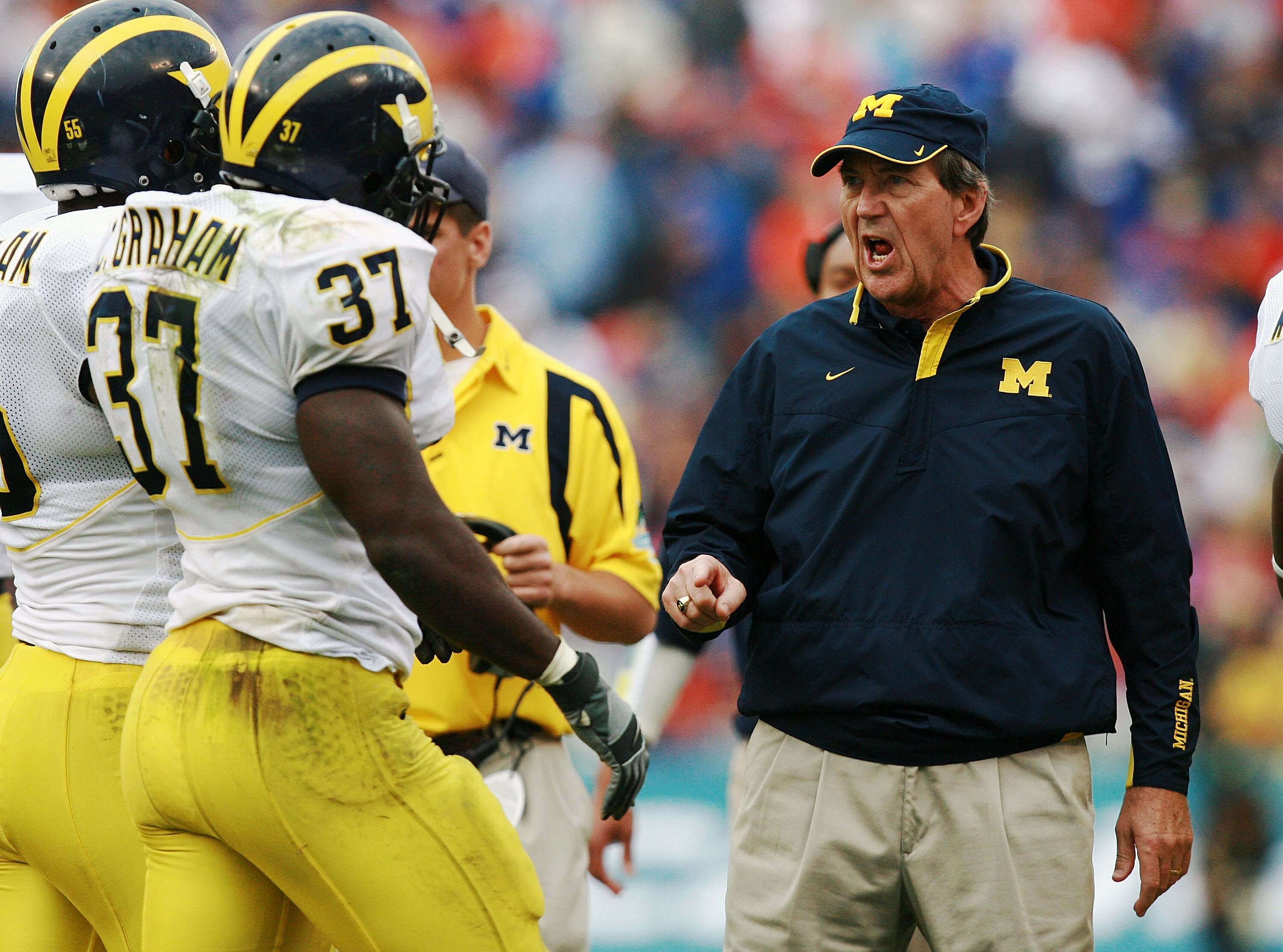 ORLANDO, FL - JANUARY 01:  Head coach Lloyd Carr of the Michigan Wolverines yells toward his players during their victory over the Florida Gators in the Capital One Bowl at Florida Citrus Bowl on January 1, 2008 in Orlando, Florida. Michigan defeated Flor