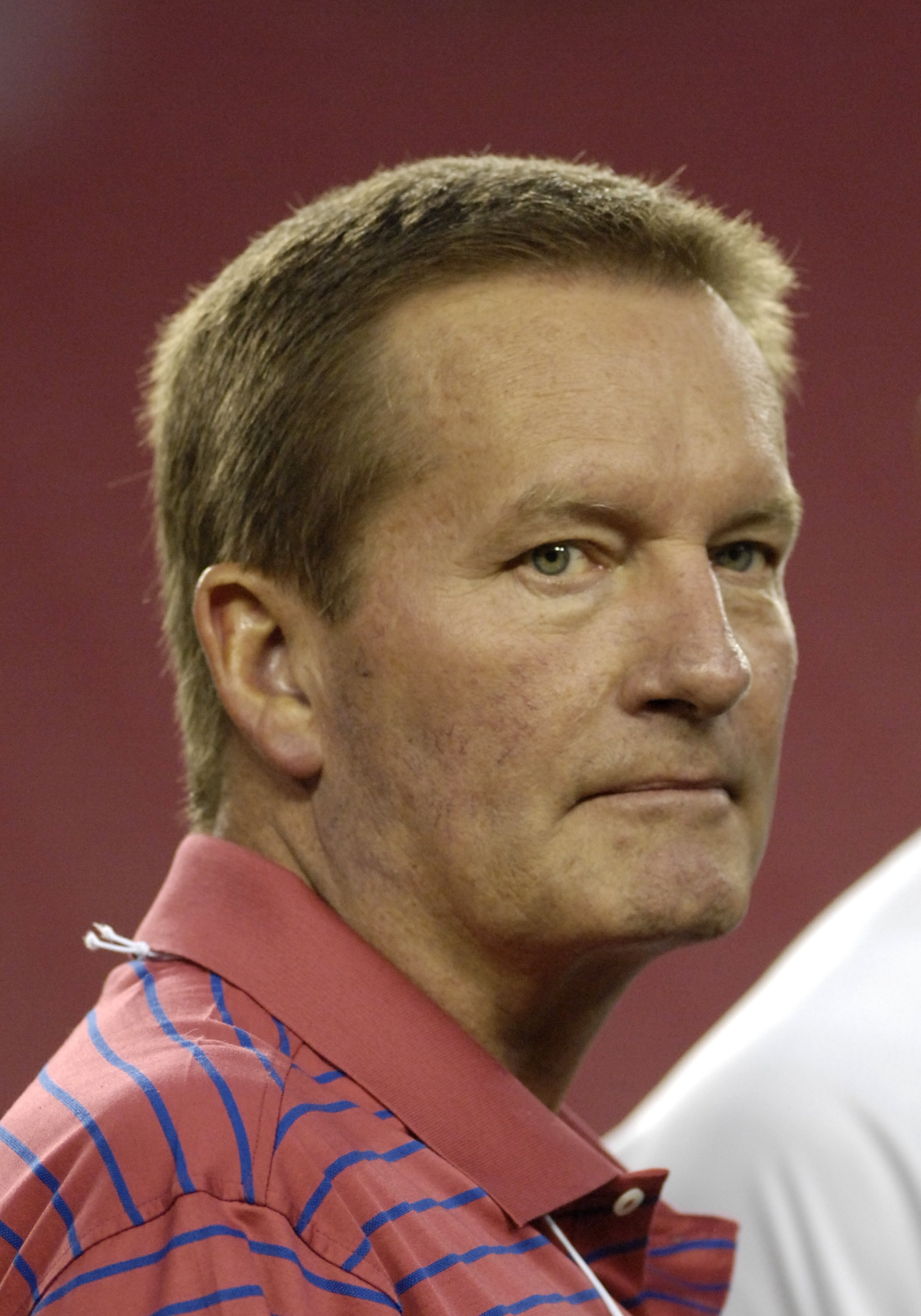 TAMPA, FL - OCTOBER 19: Commentator Jim Fassel during warmups as the Seattle Seahawks play the Tampa Bay Buccaneers at Raymond James Stadium on October 19, 2008 in Tampa, Florida.  (Photo by Al Messerschmidt/Getty Images)