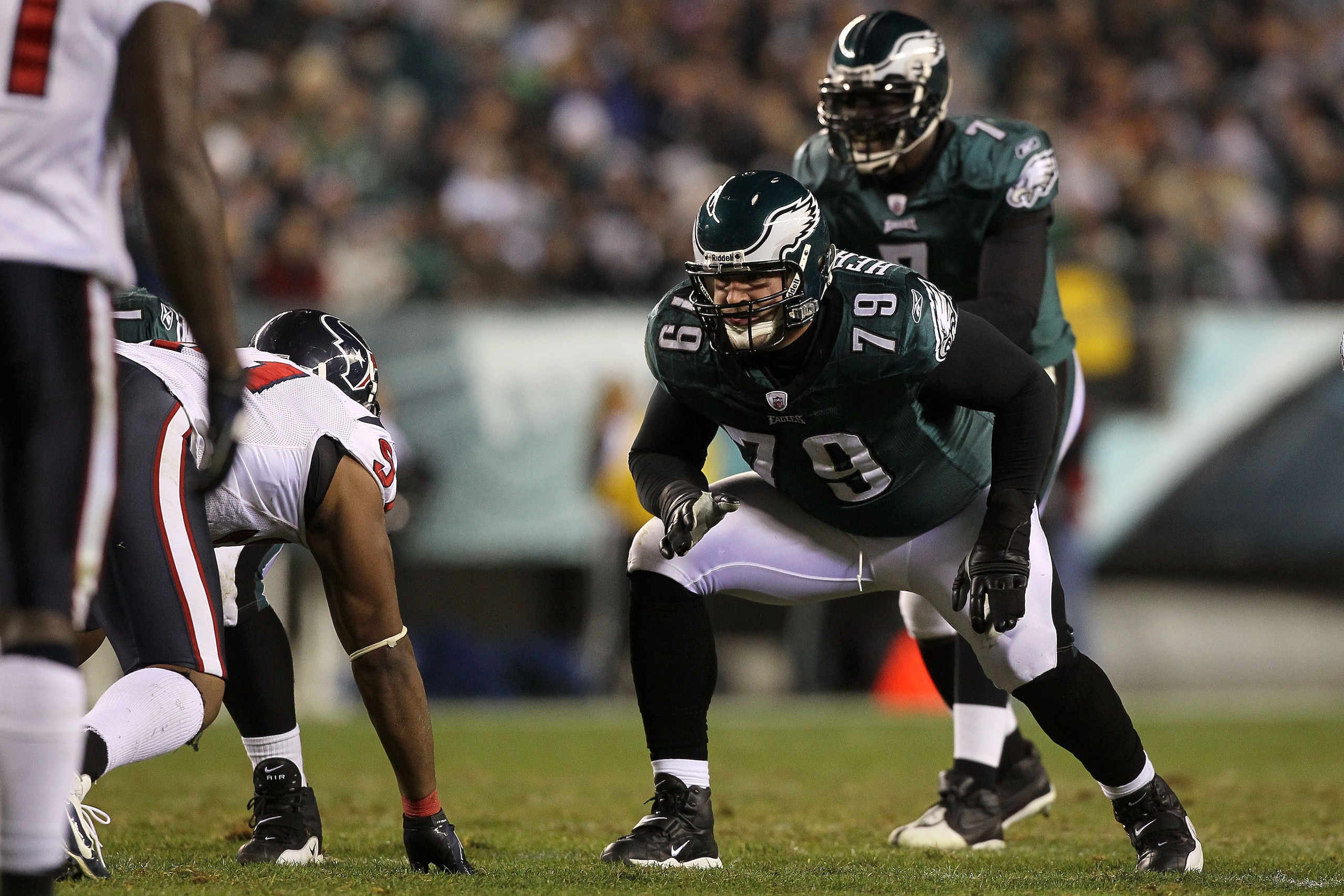 PHILADELPHIA, PA - DECEMBER 02:  Offensive guard Todd Herremans #79 of the Philadelphia Eagles gets set in his stance against the Houston Texans at Lincoln Financial Field on December 2, 2010 in Philadelphia, Pennsylvania.  (Photo by Jim McIsaac/Getty Ima