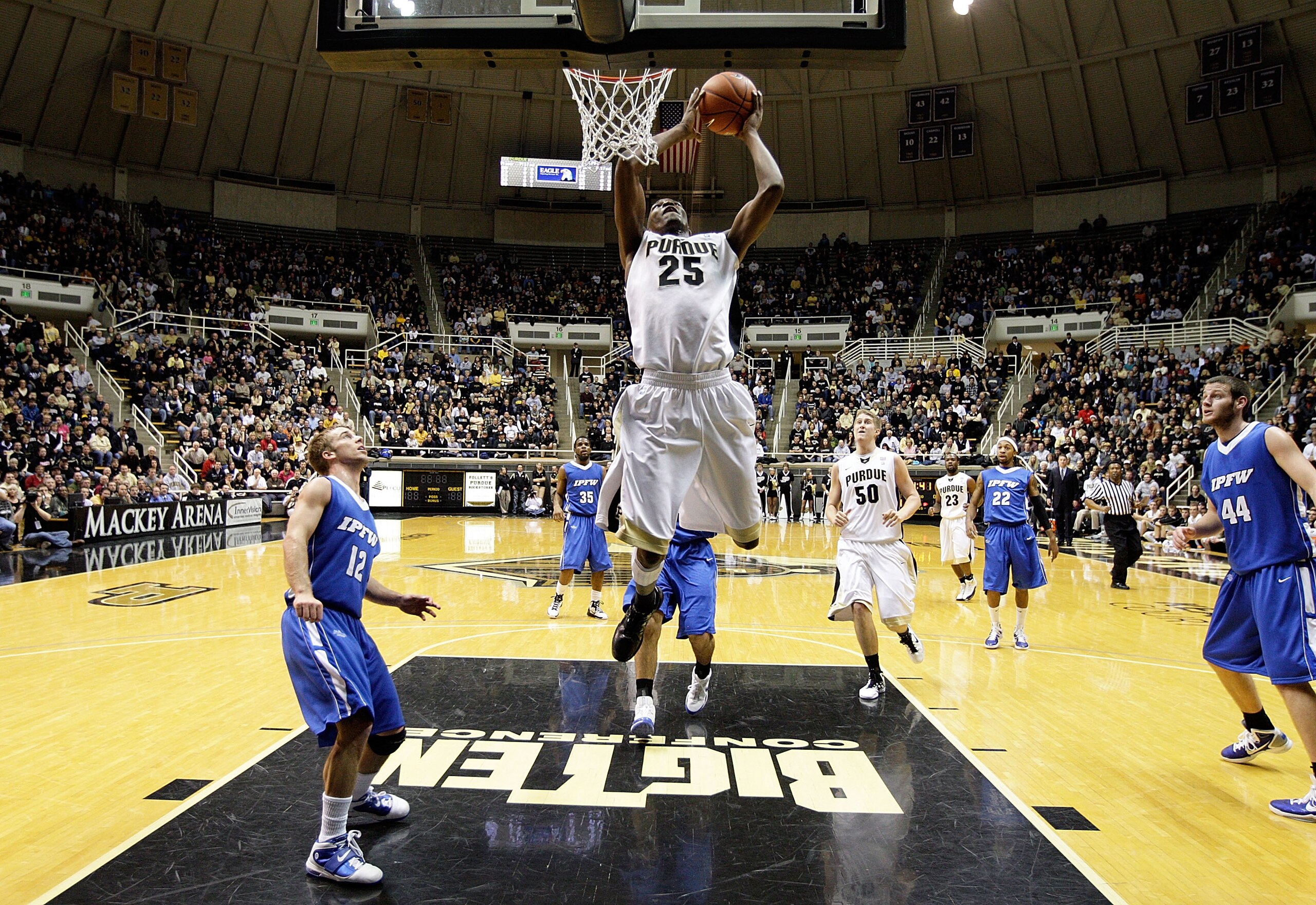 WEST LAFAYETTE, IN - DECEMBER 21:  JaJuan Johnson #25 of the Purdue Boilermakers dunks the ball during the game against the IPFW Mastodons at Mackey Arena on December 21, 2010 in West Lafayette, Indiana.  (Photo by Andy Lyons/Getty Images)