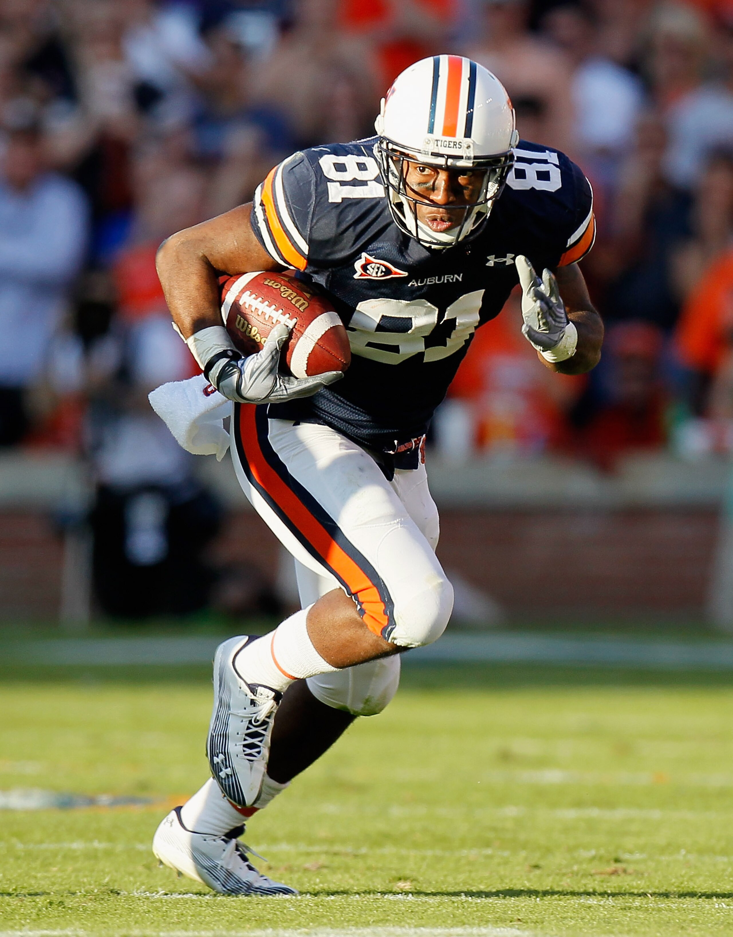 AUBURN, AL - OCTOBER 23:  Terrell Zachery #81 of the Auburn Tigers against the LSU Tigers at Jordan-Hare Stadium on October 23, 2010 in Auburn, Alabama.  (Photo by Kevin C. Cox/Getty Images)