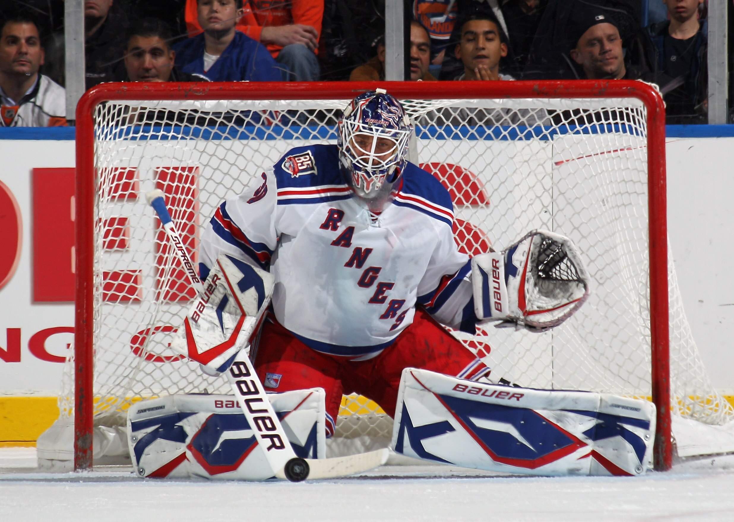 UNIONDALE, NY - DECEMBER 02:  Henrik Lundqvist #30 of the New York Rangers tends net against the New York Islanders at the Nassau Coliseum on December 2, 2010 in Uniondale, New York.  (Photo by Bruce Bennett/Getty Images)