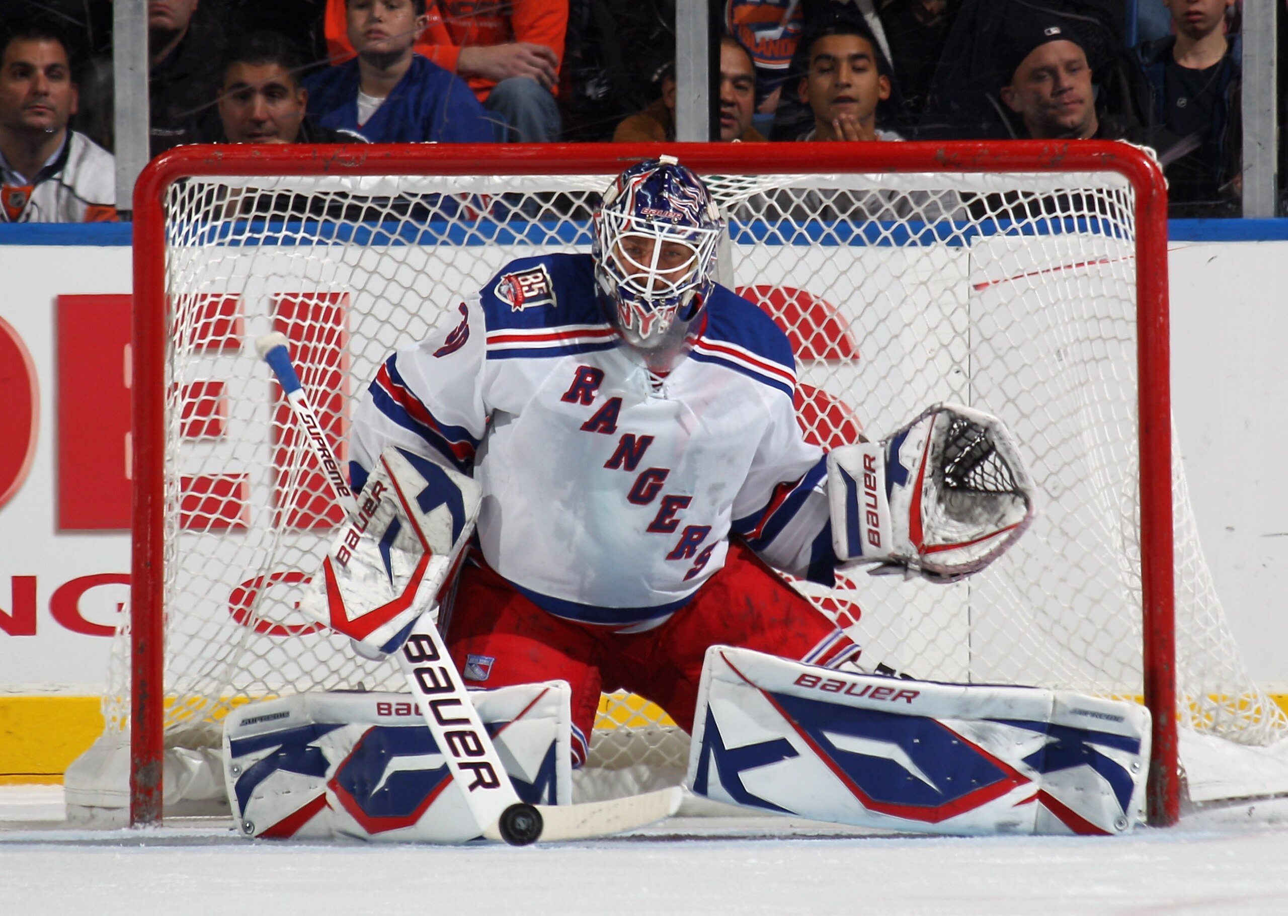 UNIONDALE, NY - DECEMBER 02:  Henrik Lundqvist #30 of the New York Rangers tends net against the New York Islanders at the Nassau Coliseum on December 2, 2010 in Uniondale, New York.  (Photo by Bruce Bennett/Getty Images)