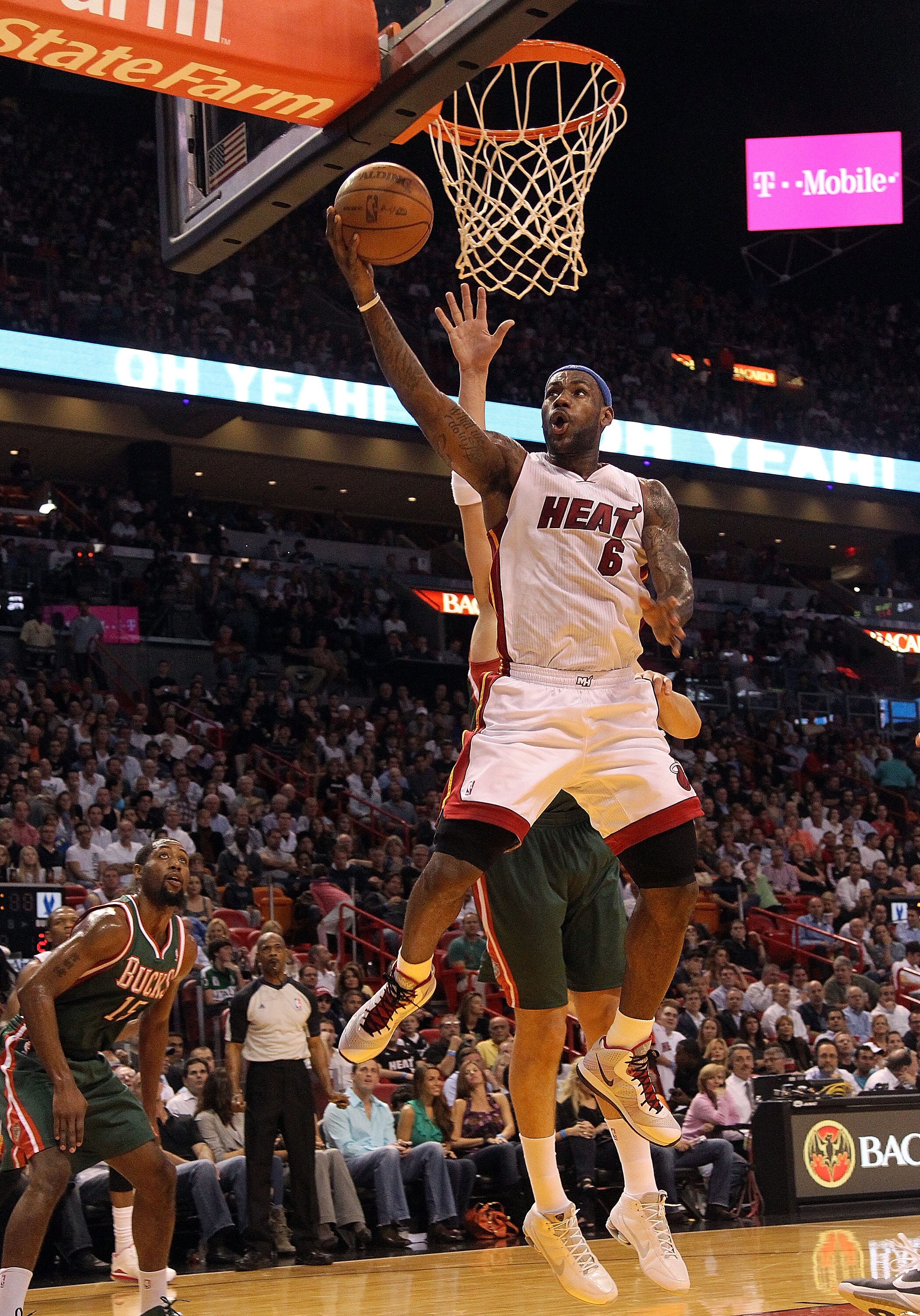 MIAMI, FL - JANUARY 04:  LeBron James #6 of the Miami Heat drives to the rim during a game against the Milwaukee Bucks at American Airlines Arena on January 4, 2011 in Miami, Florida. NOTE TO USER: User expressly acknowledges and agrees that, by downloadi