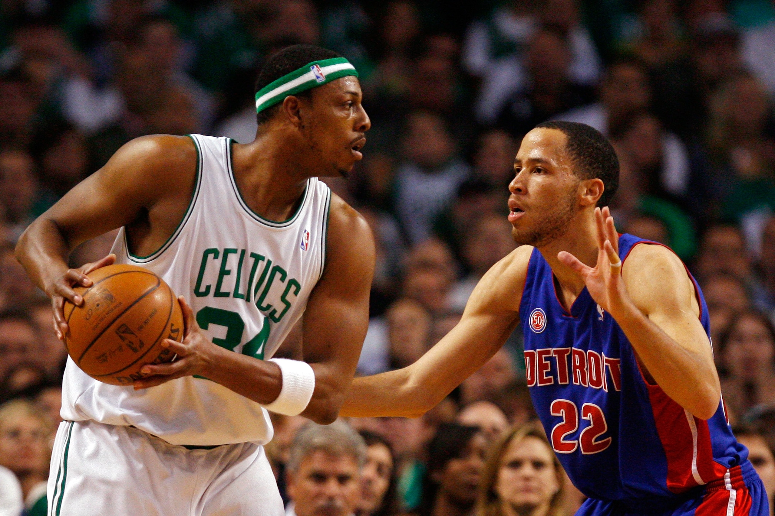 BOSTON - MAY 28:  Tayshaun Prince #22 of the Detroit Pistons plays defense against Paul Pierce #34 of the Boston Celtics during Game Five of the Eastern Conference finals during the 2008 NBA Playoffs at TD Banknorth Garden on May 28, 2008 in Boston, Massa