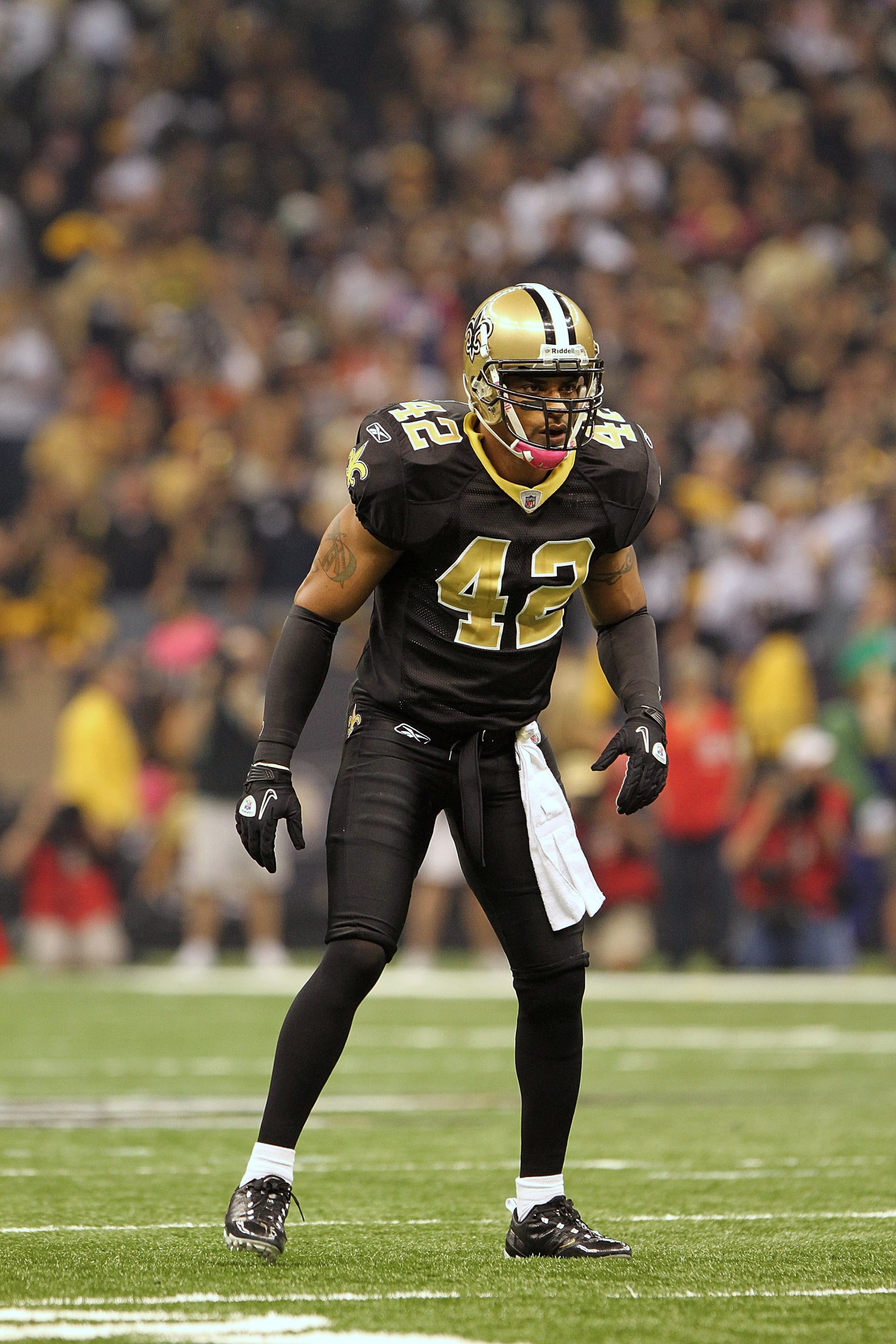NEW ORLEANS, LA - OCTOBER 31: Darren Sharper #42 of the New Orleans Saints in action during the game against the Pittsburgh Steelers at the Louisiana Superdome on October 31, 2010 in New Orleans, Louisiana. (Photo by Matthew Sharpe/Getty Images) NEW ORLEANS, LA - OCTOBER 31: Darren Sharper #42 of the New Orleans Saints in action during the game against the Pittsburgh Steelers at the Louisiana Superdome on October 31, 2010 in New Orleans, Louisiana. (Photo by Matthew Sharpe/Getty Images)
