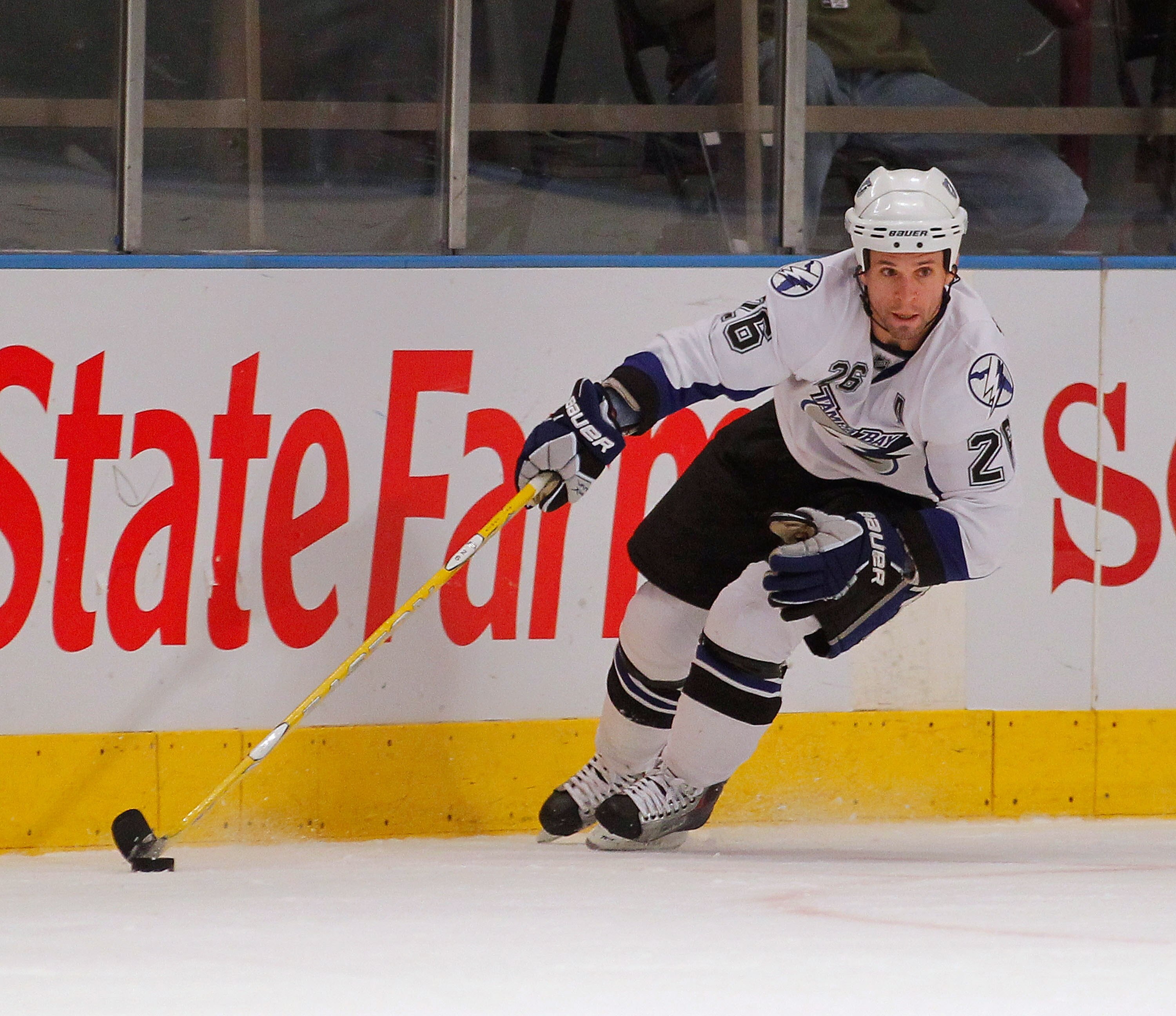 NEW YORK, NY - DECEMBER 23:  Martin St. Louis #26 of the Tampa Bay Lightning skates during an NHL hockey game against the New York Rangers at Madison Square Garden on December 23, 2010 in New York City.  (Photo by Paul Bereswill/Getty Images)