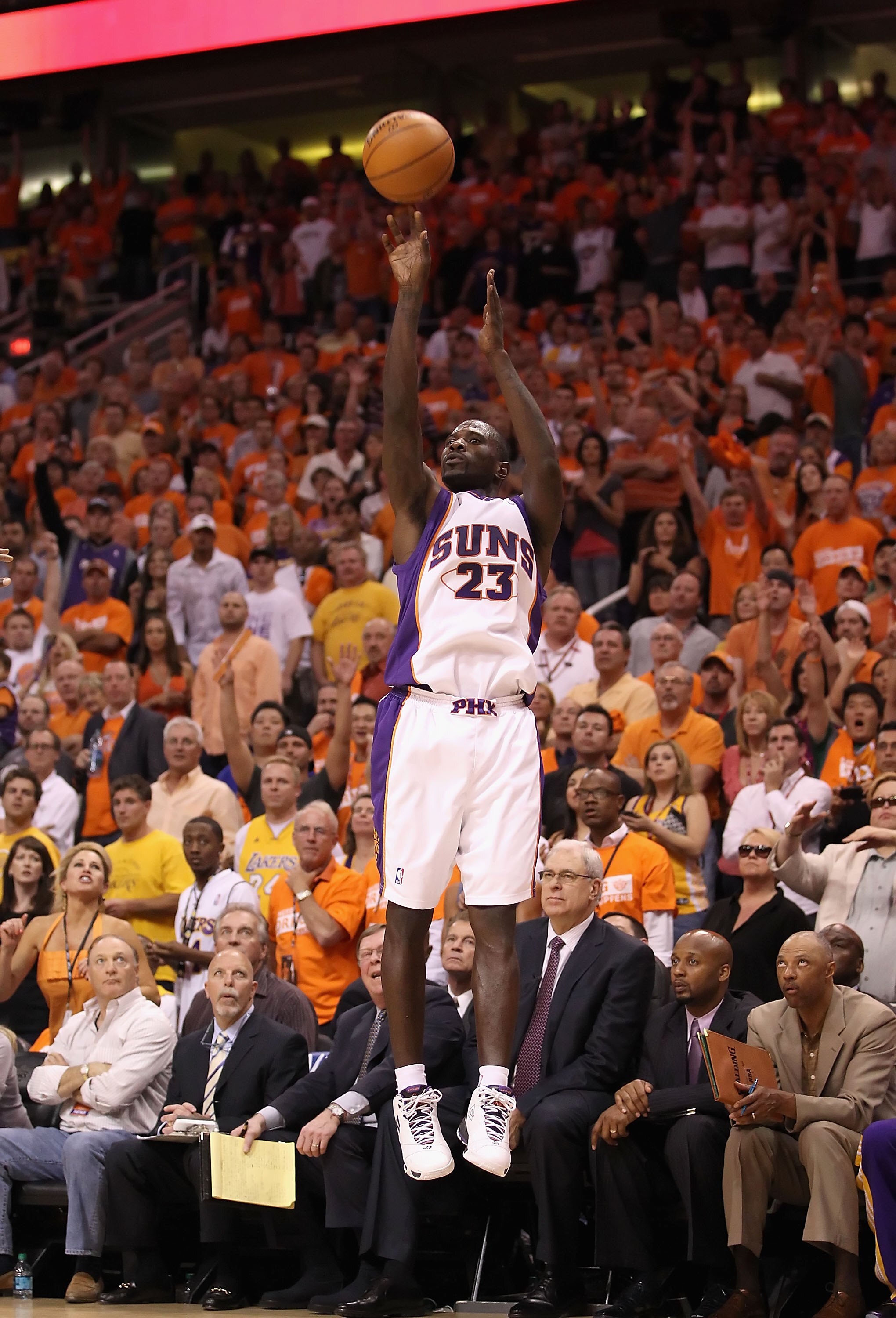 PHOENIX - MAY 23:  Jason Richardson #23 of the Phoenix Suns puts up a shot during Game Three of the Western Conference finals of the 2010 NBA Playoffs against the Los Angeles Lakers at US Airways Center on May 23, 2010 in Phoenix, Arizona. The Suns defeat