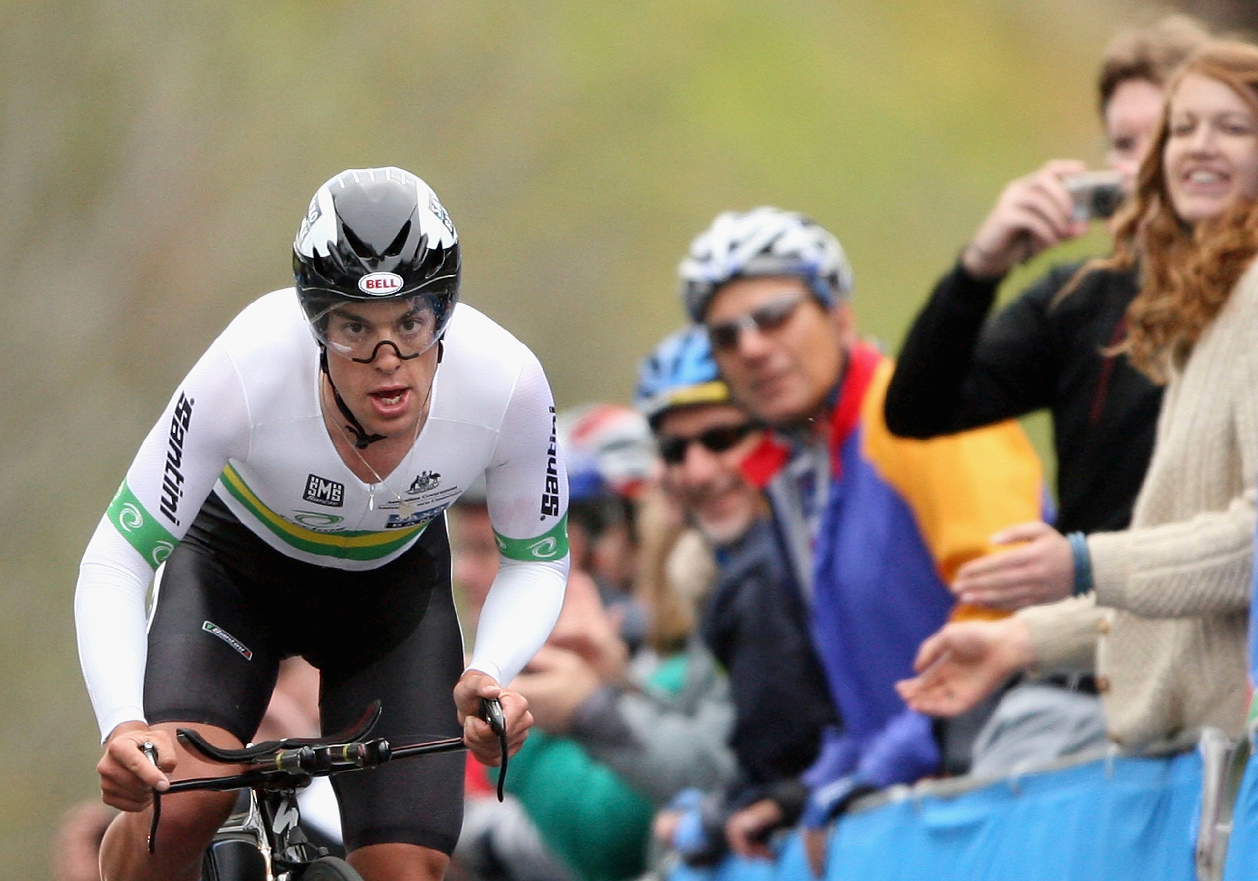 GEELONG, AUSTRALIA - SEPTEMBER 30:  Richie Porte of Australia competes in the Men's Elite Time Trial on day two of the UCI Road World Championships on September 30, 2010 in Geelong, Australia.  (Photo by Robert Prezioso/Getty Images)