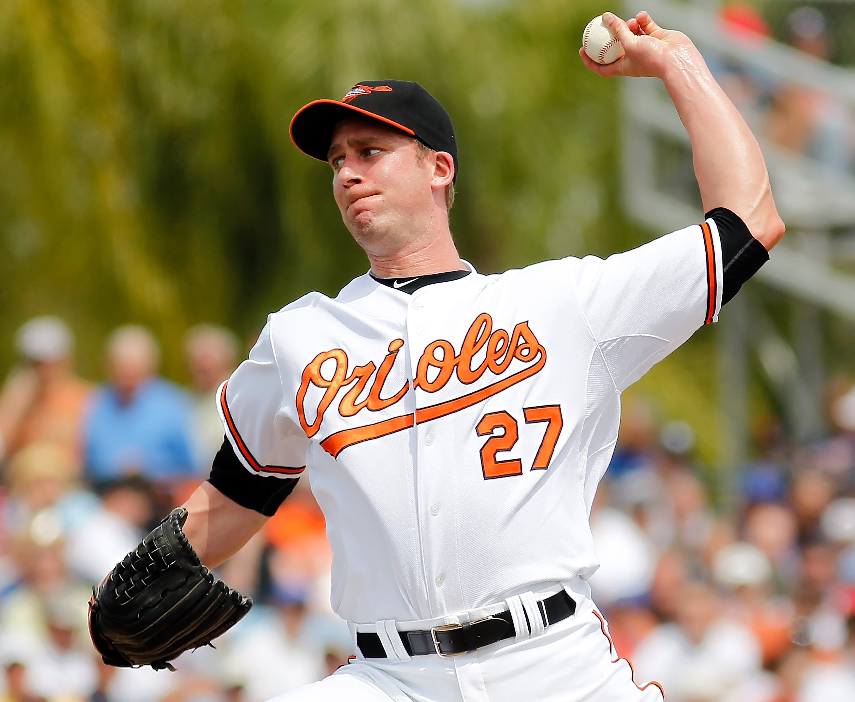 SARASOTA, FL - APRIL 03:  Pitcher Mark Hendrickson #27 of the Baltimore Orioles pitches against the New York Mets during a Grapefruit League Spring Training Game at Ed Smith Stadium on April 3, 2010 in Sarasota, Florida.  (Photo by J. Meric/Getty Images)