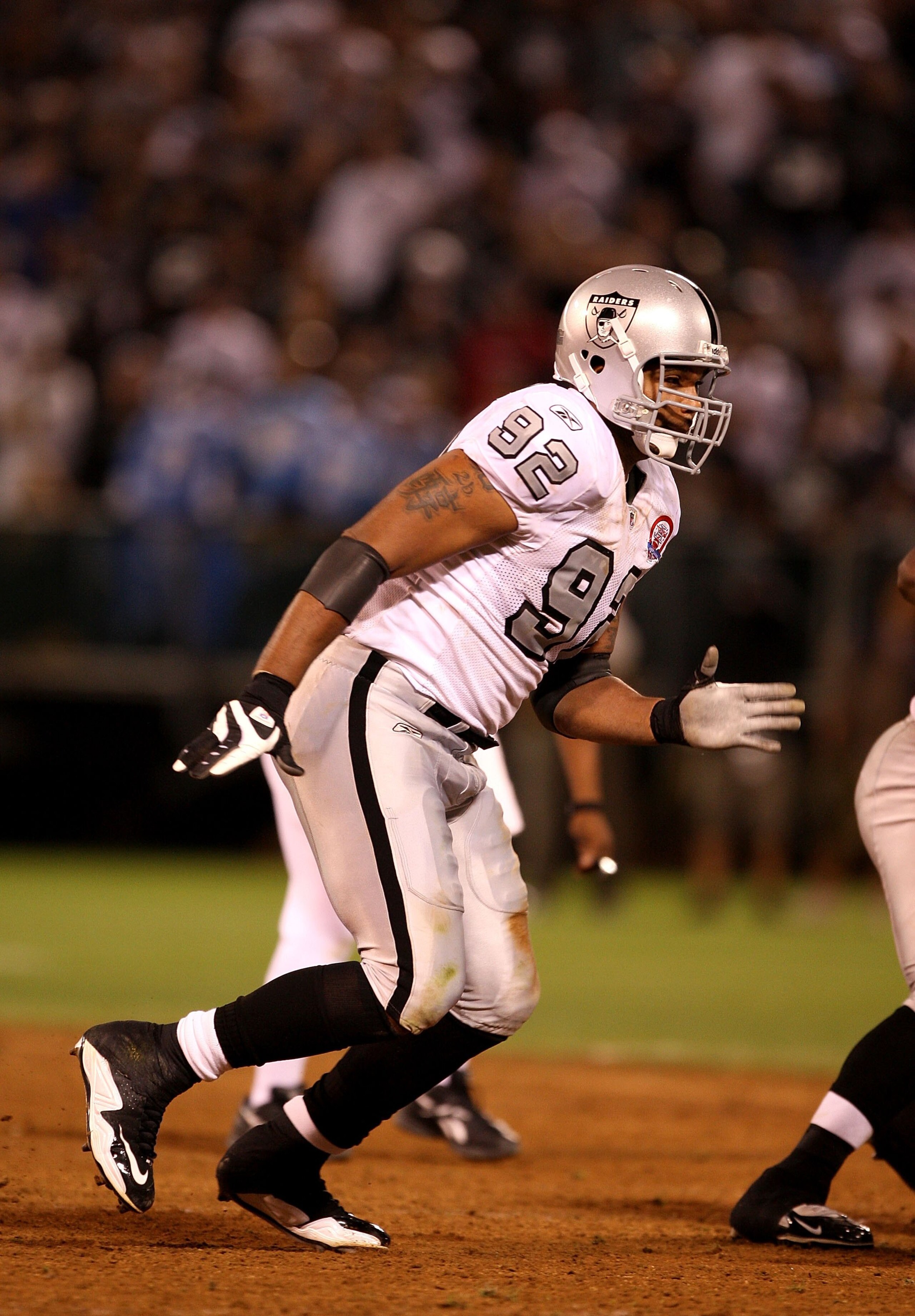 OAKLAND, CA - SEPTEMBER 14: Richard Seymour #92 of the Oakland Raiders in action during their game against the San Diego Chargers on September 14, 2009 at the Oakland-Alameda County Coliseum in Oakland, California. (Photo by Ezra Shaw/Getty Images) OAKLAND, CA - SEPTEMBER 14: Richard Seymour #92 of the Oakland Raiders in action during their game against the San Diego Chargers on September 14, 2009 at the Oakland-Alameda County Coliseum in Oakland, California. (Photo by Ezra Shaw/Getty Images)