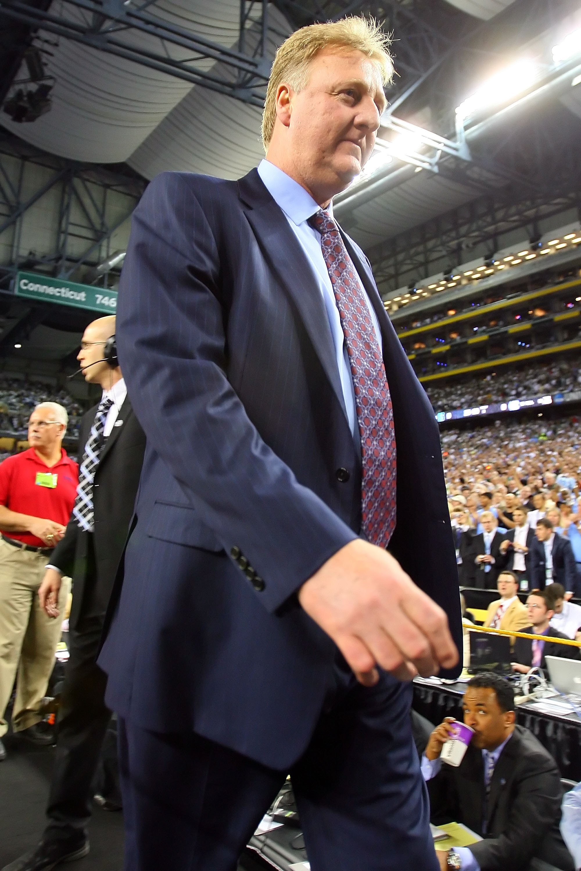DETROIT - APRIL 06:  Larry Bird walks off the court after watching the Michigan State Spartans lose to the North Carolina Tar Heels during the 2009 NCAA Division I Men's Basketball National Championship game at Ford Field on April 6, 2009 in Detroit, Mich
