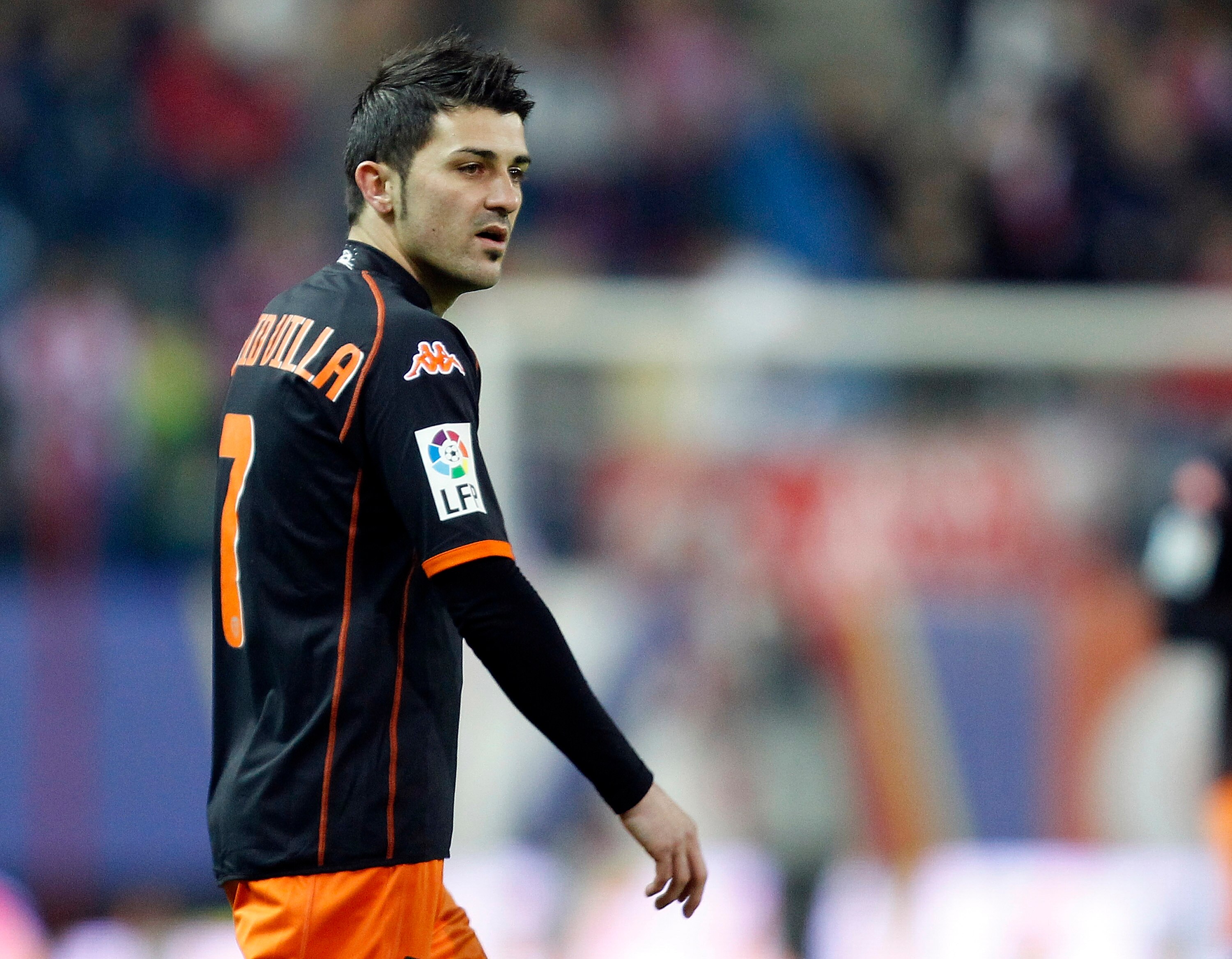 MADRID, SPAIN - FEBRUARY 28: David Villa of Valencia looks on during the La Liga match between Atletico Madrid and Valencia at Vicente Calderon Stadium on February 28, 2010 in Madrid, Spain. (Photo by Angel Martinez/Getty Images)