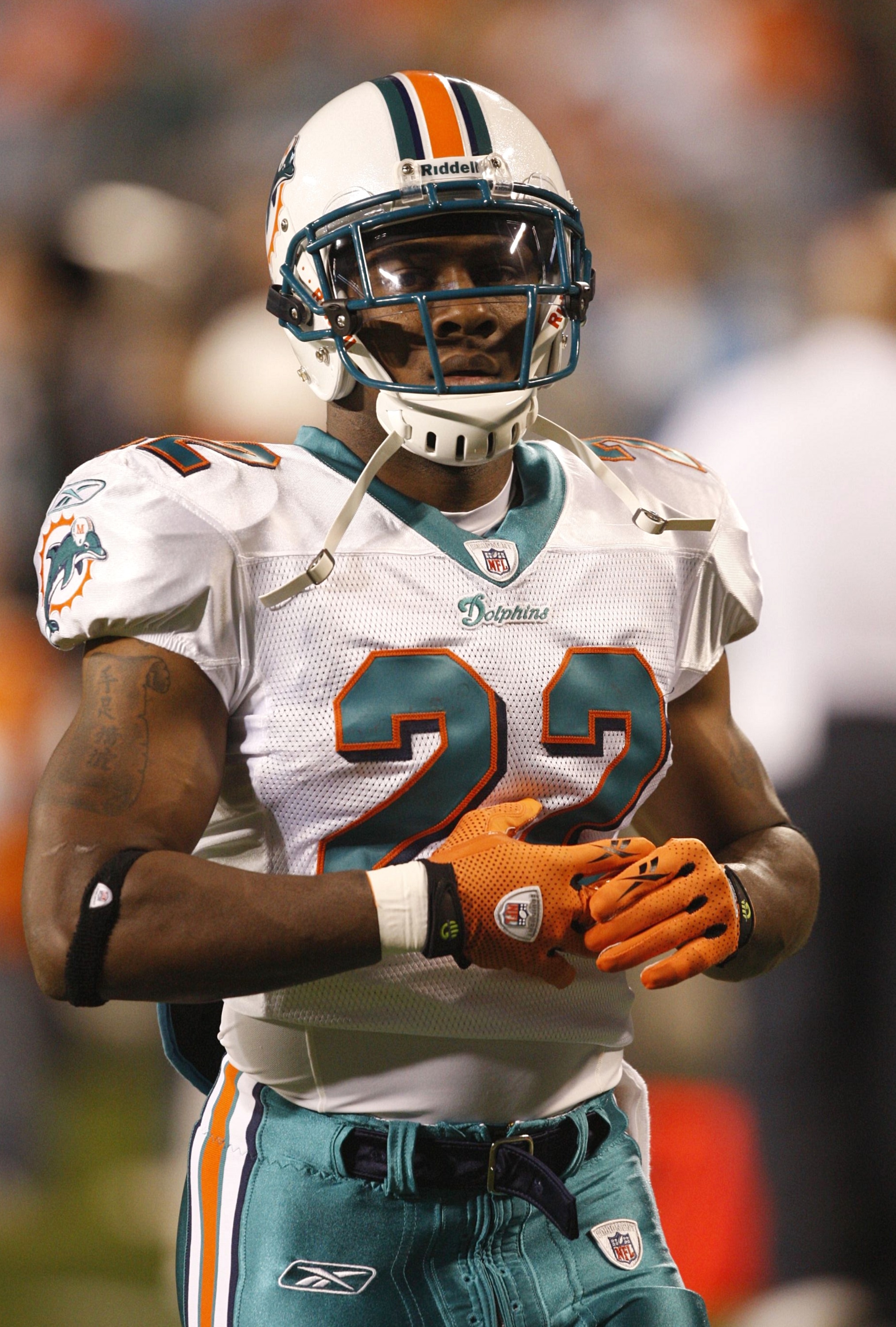 CHARLOTTE - NOVEMBER 19: Kory Sheets #22 of the Miami Dolphins looks on during warm ups against the Carolina Panthers at Bank of America Stadium on November 19, 2009 in Charlotte, North Carolina.  (Photo by Streeter Lecka/Getty Images)