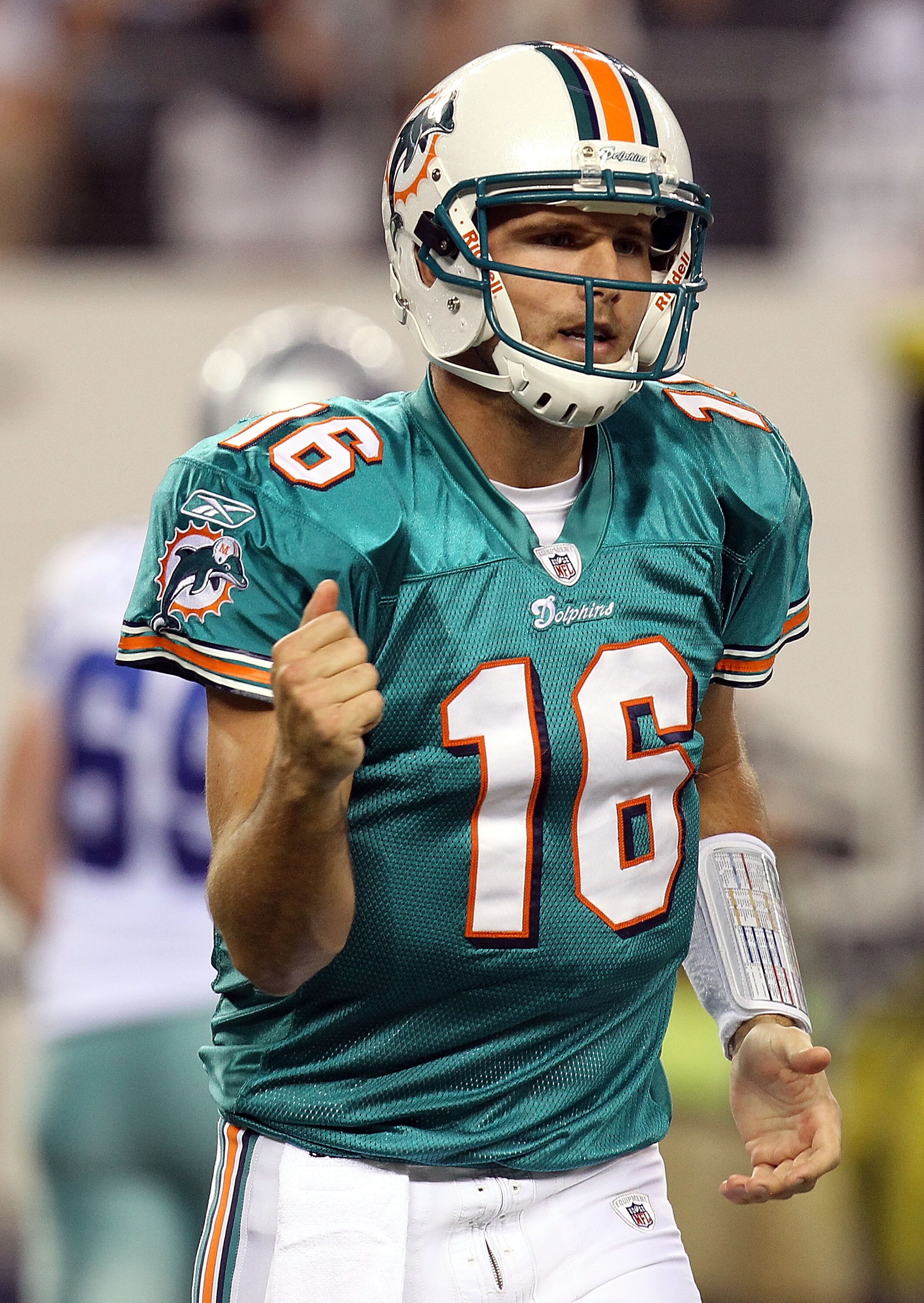 ARLINGTON, TX - SEPTEMBER 02:  Quarterback Tyler Thigpen #16 of the Miami Dolphins  during a preseason game at Cowboys Stadium on September 2, 2010 in Arlington, Texas.  (Photo by Ronald Martinez/Getty Images)
