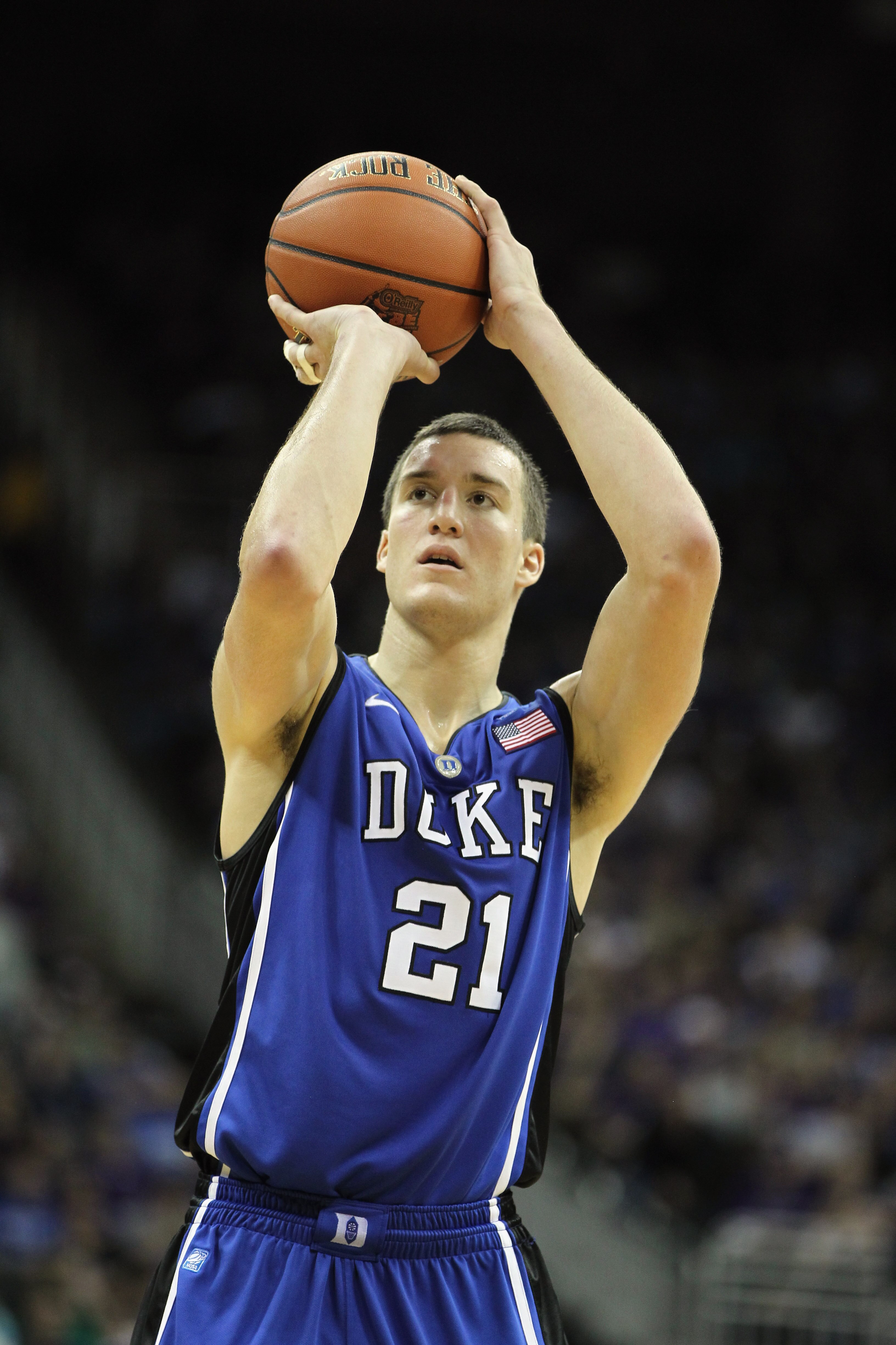 KANSAS CITY, MO - NOVEMBER 23:  Miles Plumlee #21 of the Duke Blue Devils in action during the CBE Classic game against the Kansas State Wildcats on November 23, 2010 at the Sprint Center in Kansas City, Missouri.  (Photo by Jamie Squire/Getty Images)