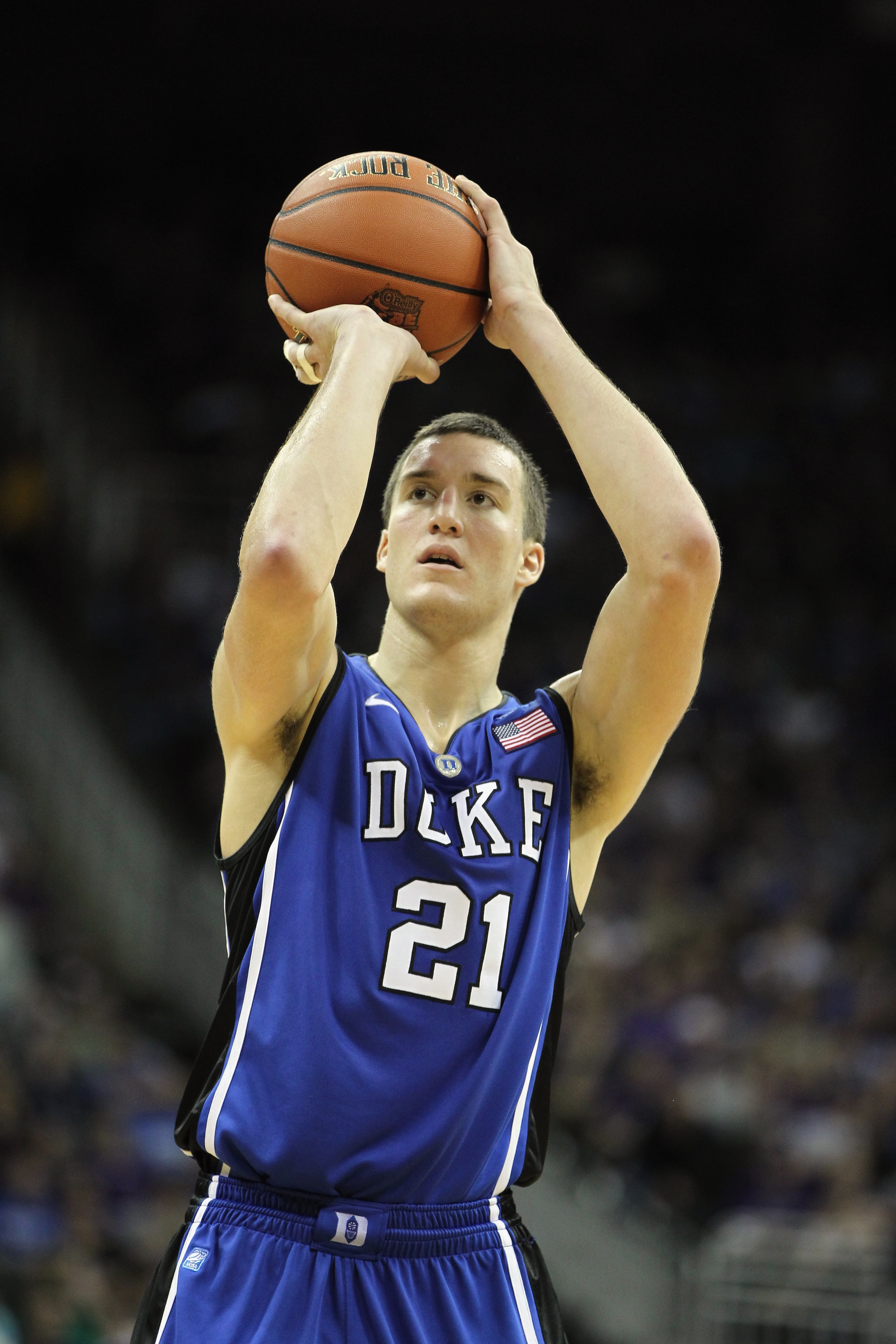 KANSAS CITY, MO - NOVEMBER 23:  Miles Plumlee #21 of the Duke Blue Devils in action during the CBE Classic game against the Kansas State Wildcats on November 23, 2010 at the Sprint Center in Kansas City, Missouri.  (Photo by Jamie Squire/Getty Images)