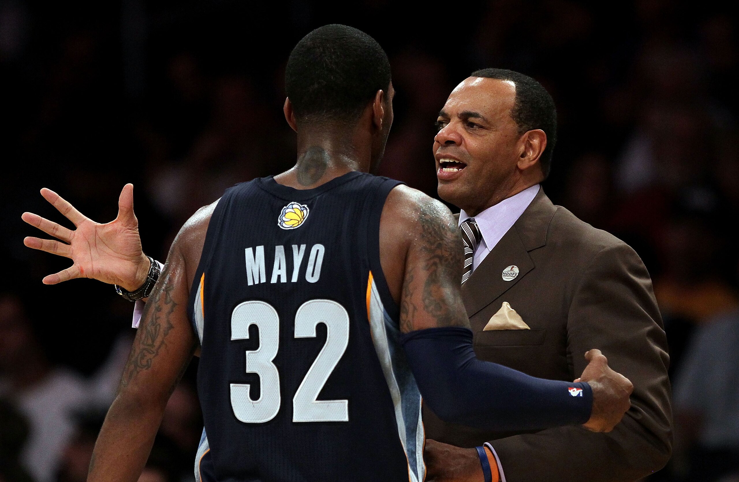 LOS ANGELES, CA - NOVEMBER 02: Head coach Lionel Hollins of the Memphis Grizzlies talks to O.J. Mayo #32 in the game against the Los Angeles Lakers at Staples Center on November 2, 2010 in Los Angeles, California. The Lakers defeated the Grizzlies 124-10 LOS ANGELES, CA - NOVEMBER 02: Head coach Lionel Hollins of the Memphis Grizzlies talks to O.J. Mayo #32 in the game against the Los Angeles Lakers at Staples Center on November 2, 2010 in Los Angeles, California. The Lakers defeated the Grizzlies 124-10