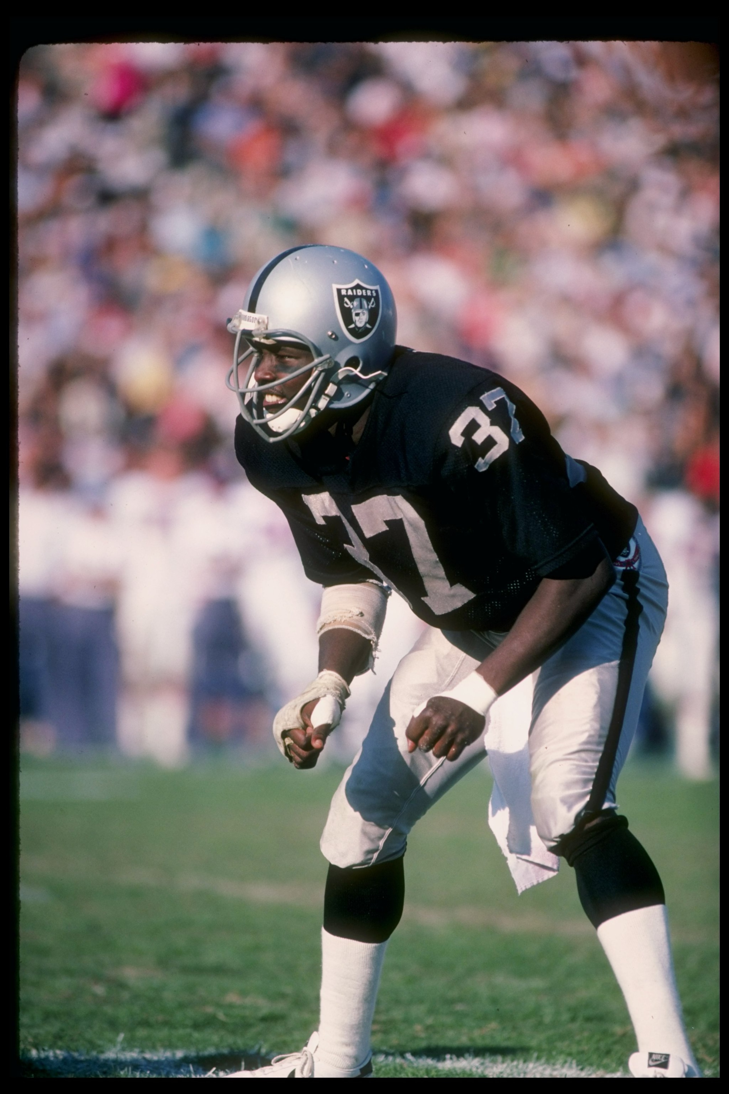 Oct 1984:  Defensive back Lester Hayes of the Los Angeles Raiders in action during a game at the Los Angeles Memorial Coliseum in Los Angeles, California. Mandatory Credit: Ron Haase  /Allsport