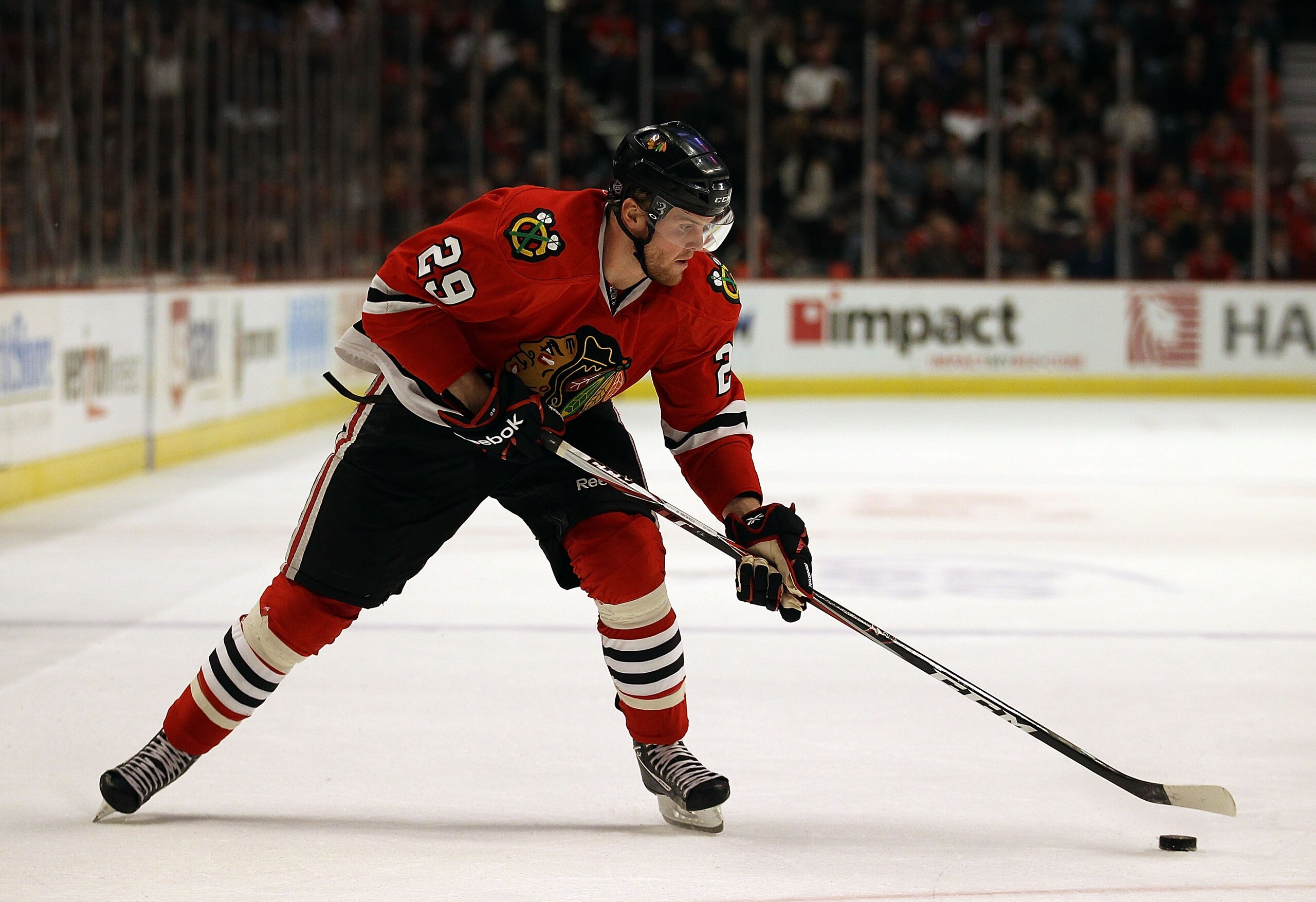 CHICAGO, IL - JANUARY 05: Bryan Bickell #29 of the Chicago Blackhawks controls the puck against the Dallas Stars at the United Center on January 5, 2011 in Chicago, Illinois. The Stars defeated the Blackhawks 4-2. (Photo by Jonathan Daniel/Getty Images)