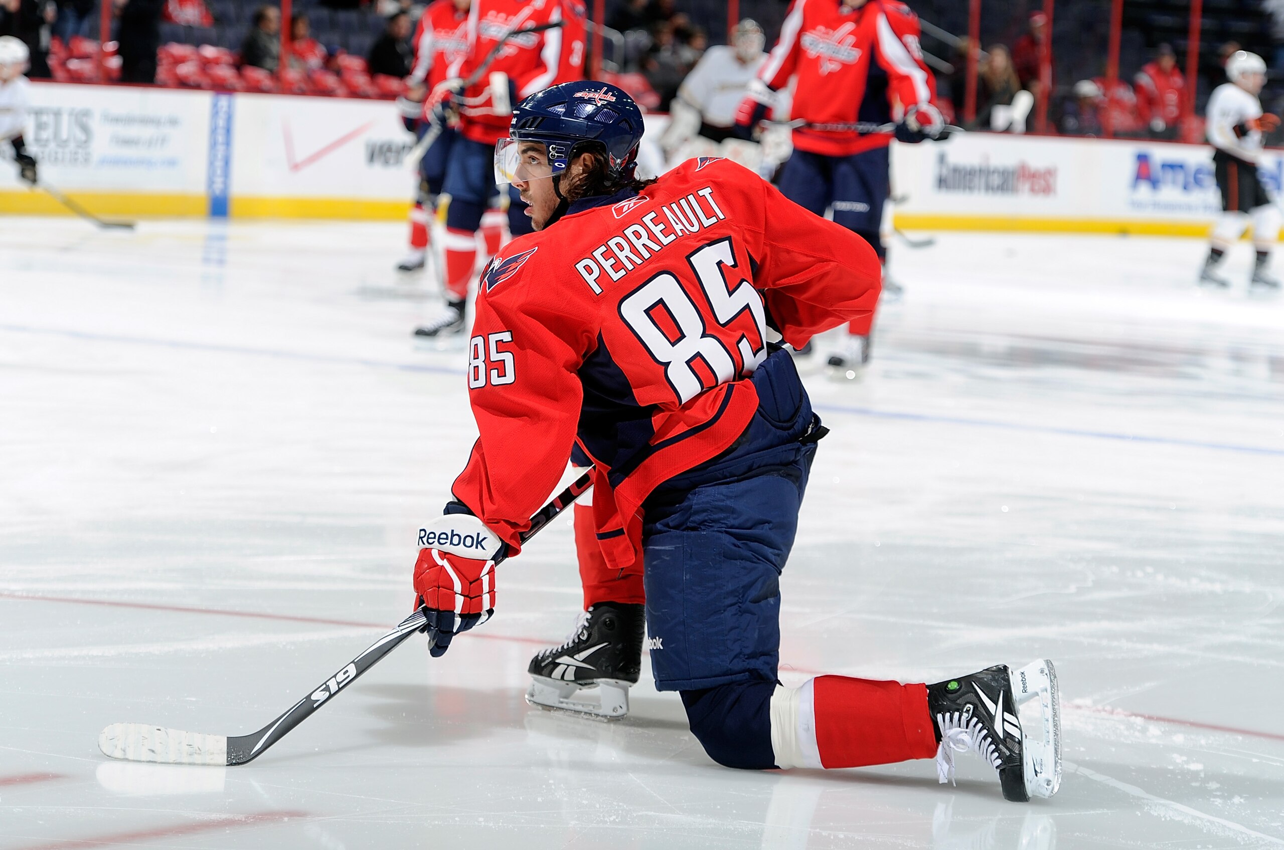 WASHINGTON, DC - DECEMBER 15:  Mathieu Perreault #85 of the Washington Capitals warms up before the game against the Anaheim Ducks at the Verizon Center on December 15, 2010 in Washington, DC.  (Photo by Greg Fiume/Getty Images)