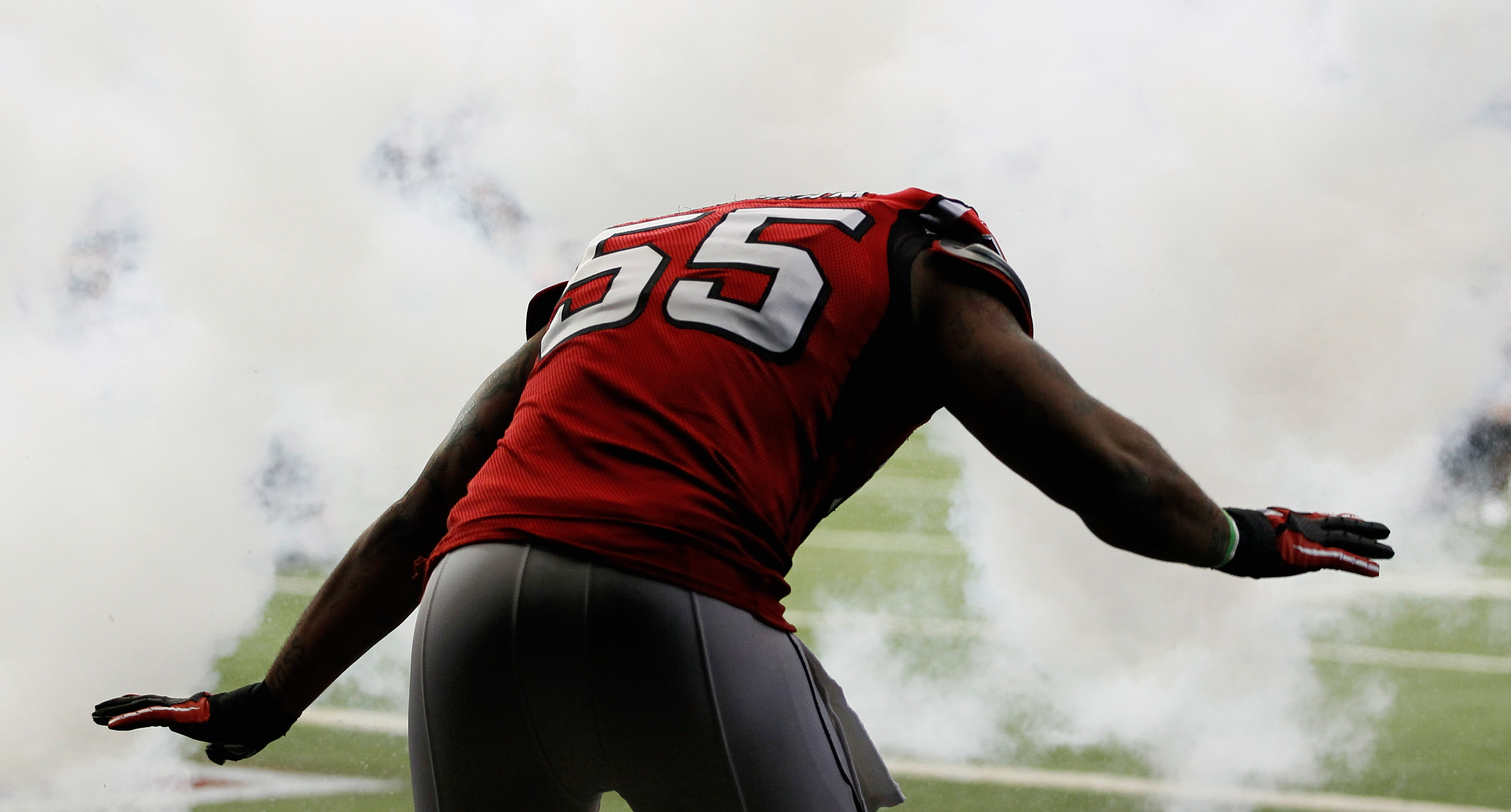 ATLANTA, GA - JANUARY 02:  John Abraham #55 of the Atlanta Falcons against the Carolina Panthers at Georgia Dome on January 2, 2011 in Atlanta, Georgia.  (Photo by Kevin C. Cox/Getty Images)