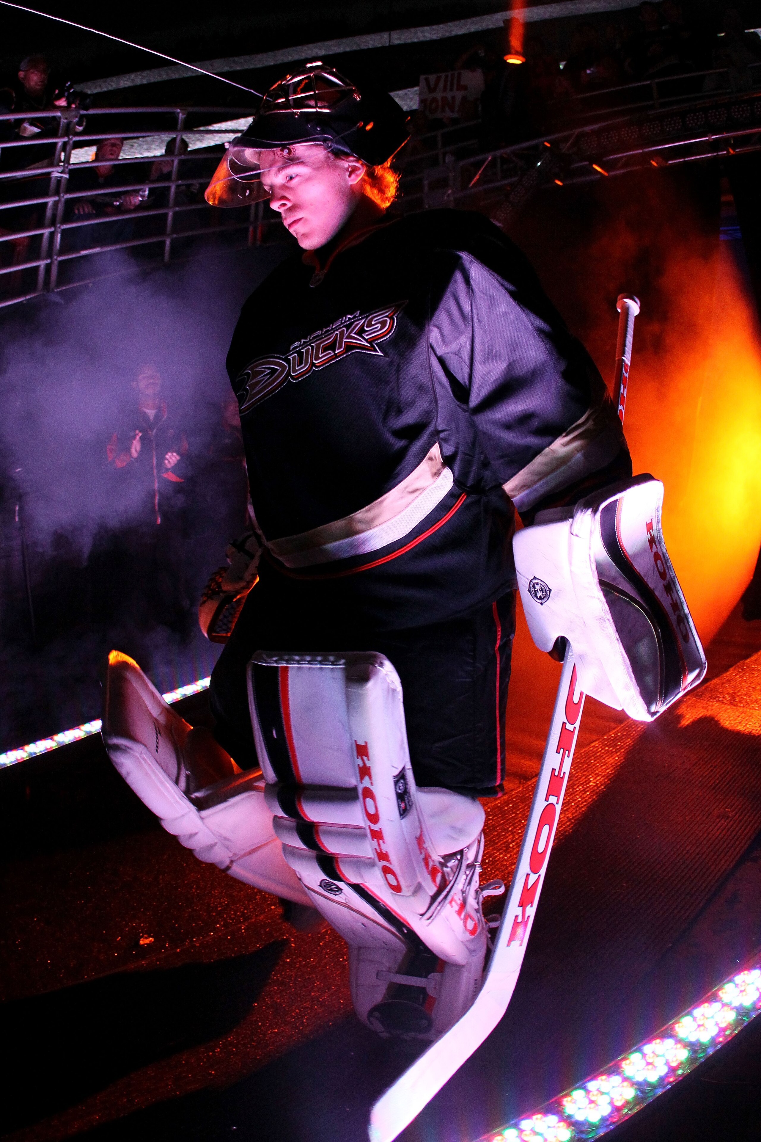 ANAHEIM, CA - OCTOBER 13:  Jonas Hiller #1 of the Anaheim Ducks takes the ice against the Vancouver Canucks at Honda Center on October 13, 2010 in Anaheim, California.  (Photo by Jeff Gross/Getty Images)