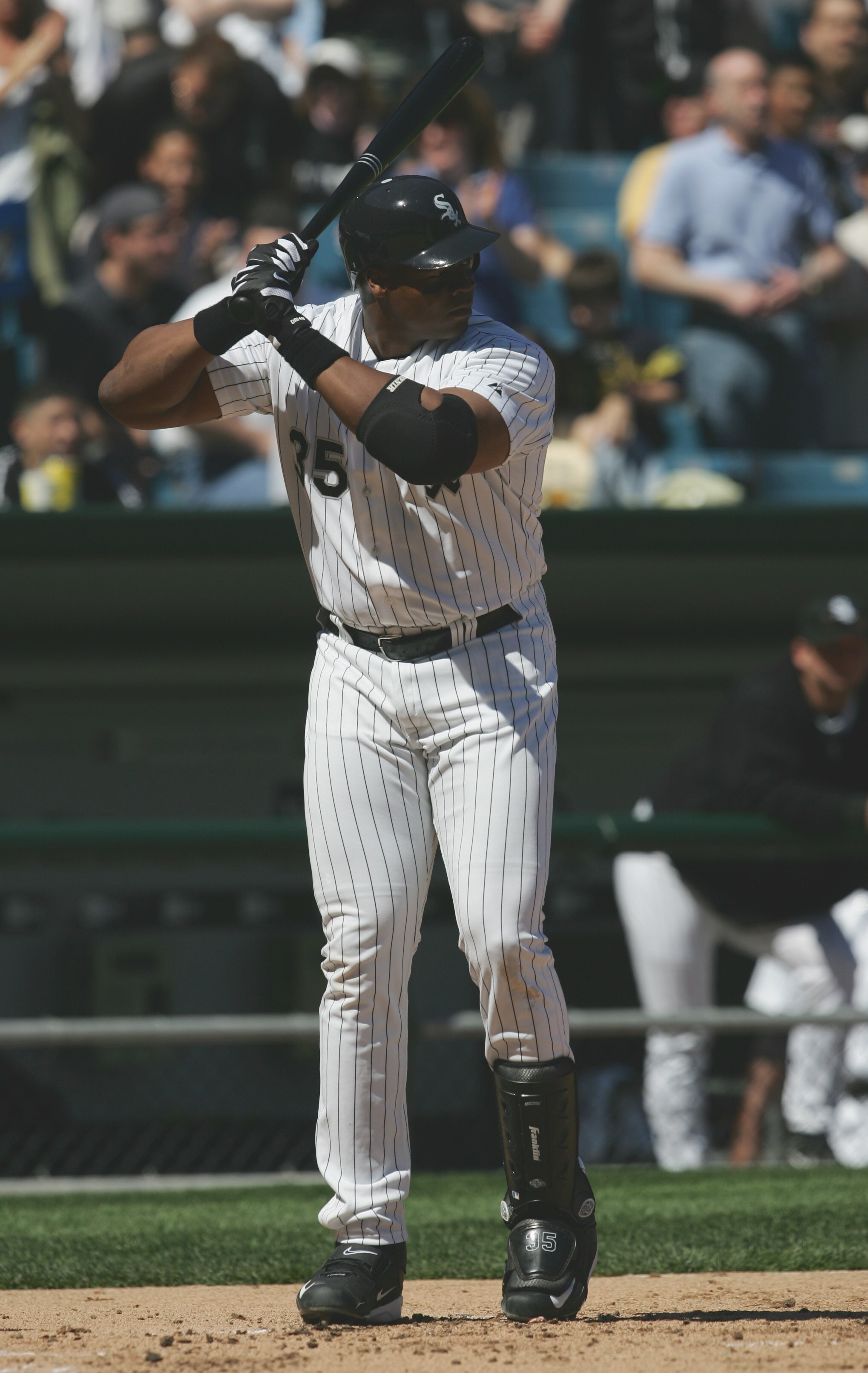 CHICAGO - MAY 30:  Frank Thomas #35 of the Chicago White Sox bats against the Los Angeles Angels of Anaheim on May 30, 2005 at U.S. Cellular Field in Chicago, Illinois. The White Sox defeated the Angels 5-4. (Photo by Jonathan Daniel/Getty Images)
