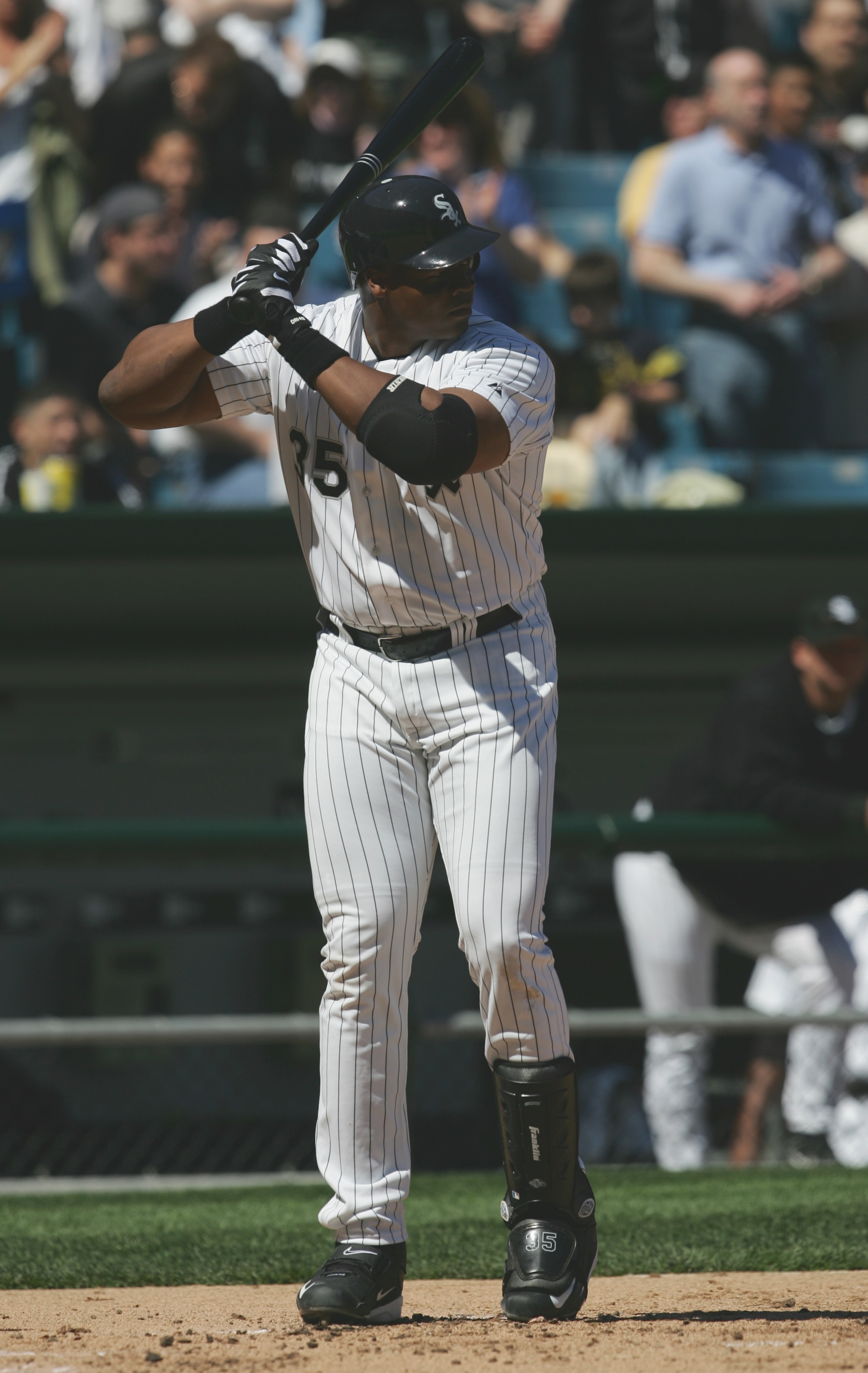 CHICAGO - MAY 30:  Frank Thomas #35 of the Chicago White Sox bats against the Los Angeles Angels of Anaheim on May 30, 2005 at U.S. Cellular Field in Chicago, Illinois. The White Sox defeated the Angels 5-4. (Photo by Jonathan Daniel/Getty Images)