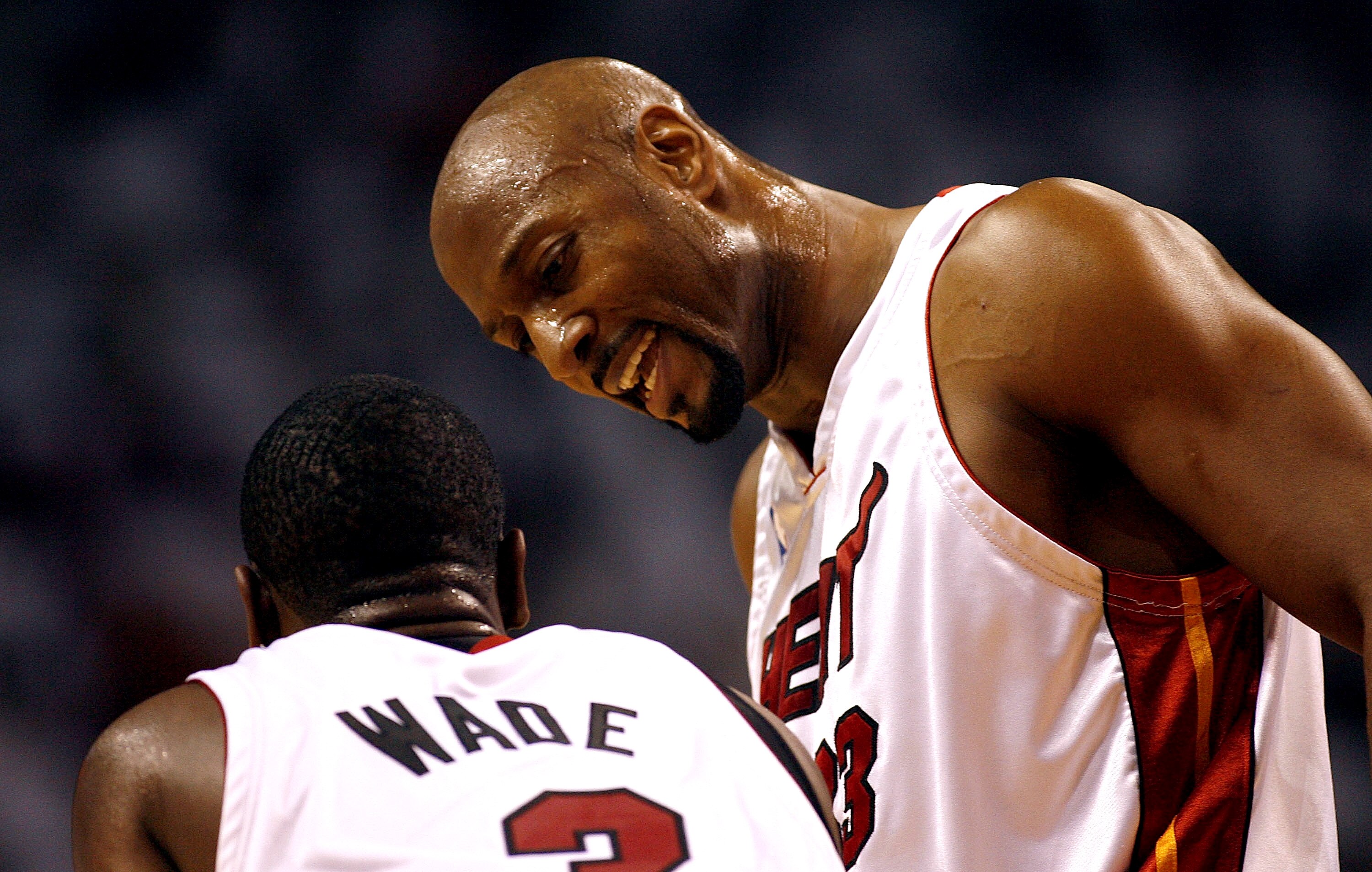MIAMI - APRIL 27: Alonzo Mourning #33 of the Miami Heat chats with teammate Dwyane Wade #3 during a timeout against the Chicago Bulls in Game Three of the Eastern Conference Quarterfinals during the 2007 NBA Playoffs at American Airlines Arena on April 27